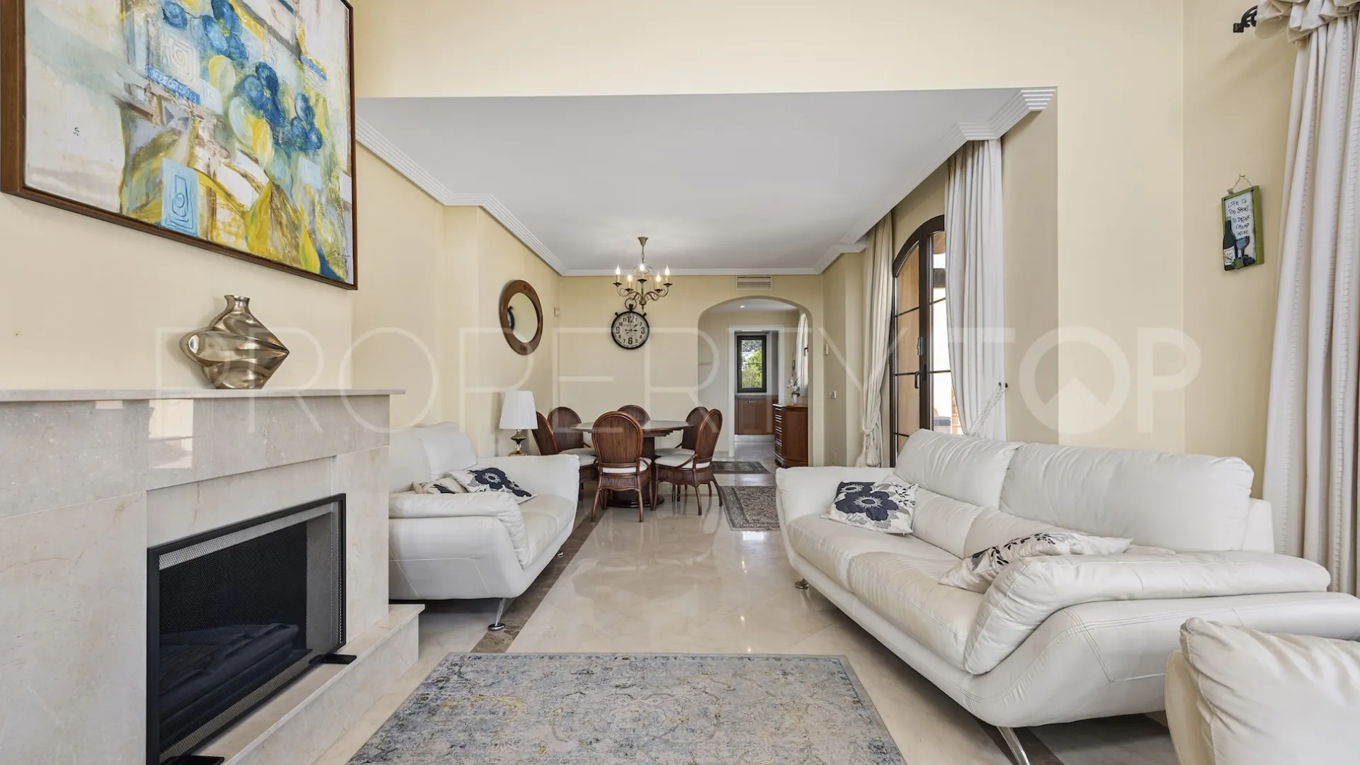 For sale 3 bedrooms penthouse in Los Arqueros