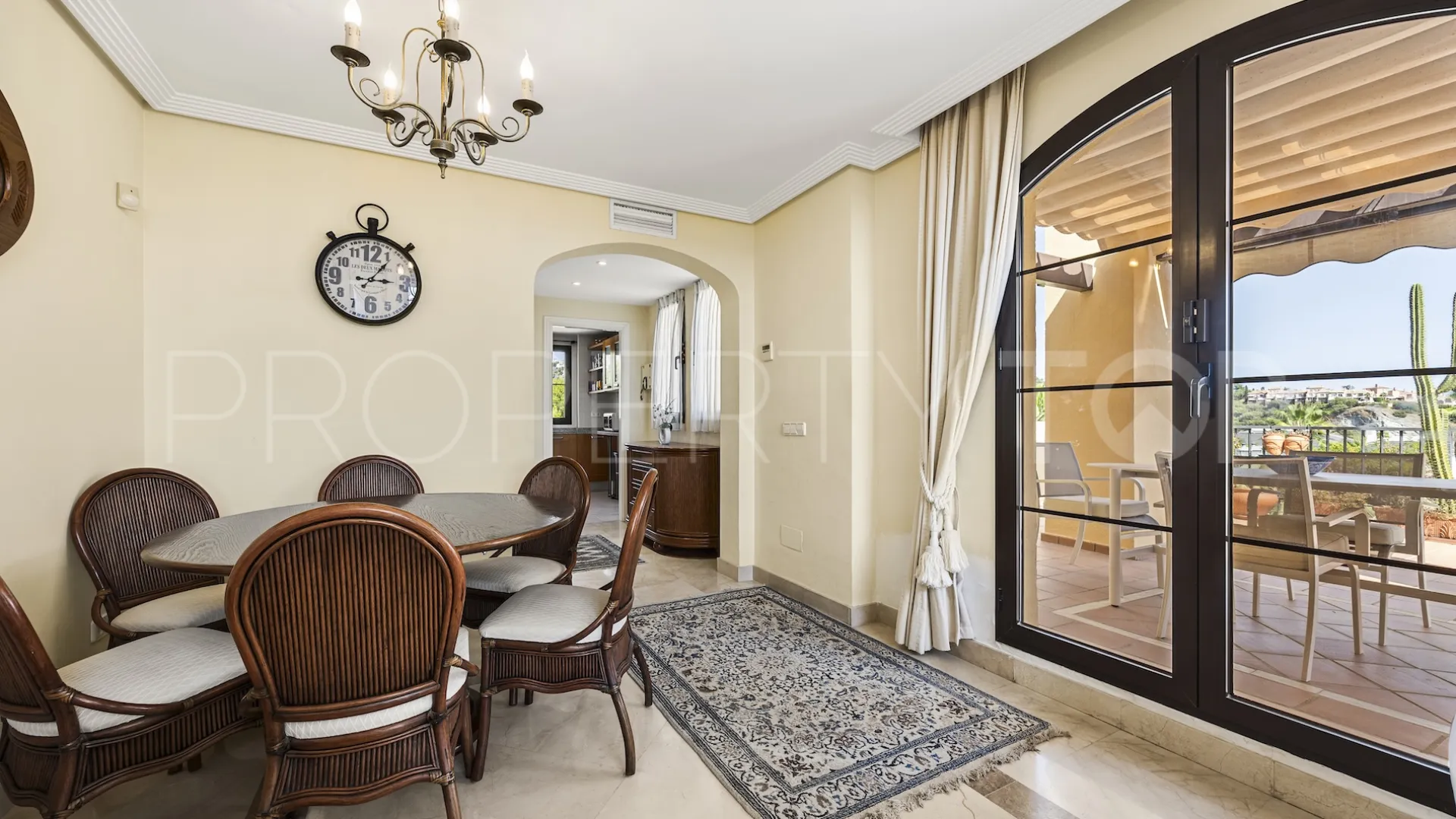 For sale 3 bedrooms penthouse in Los Arqueros