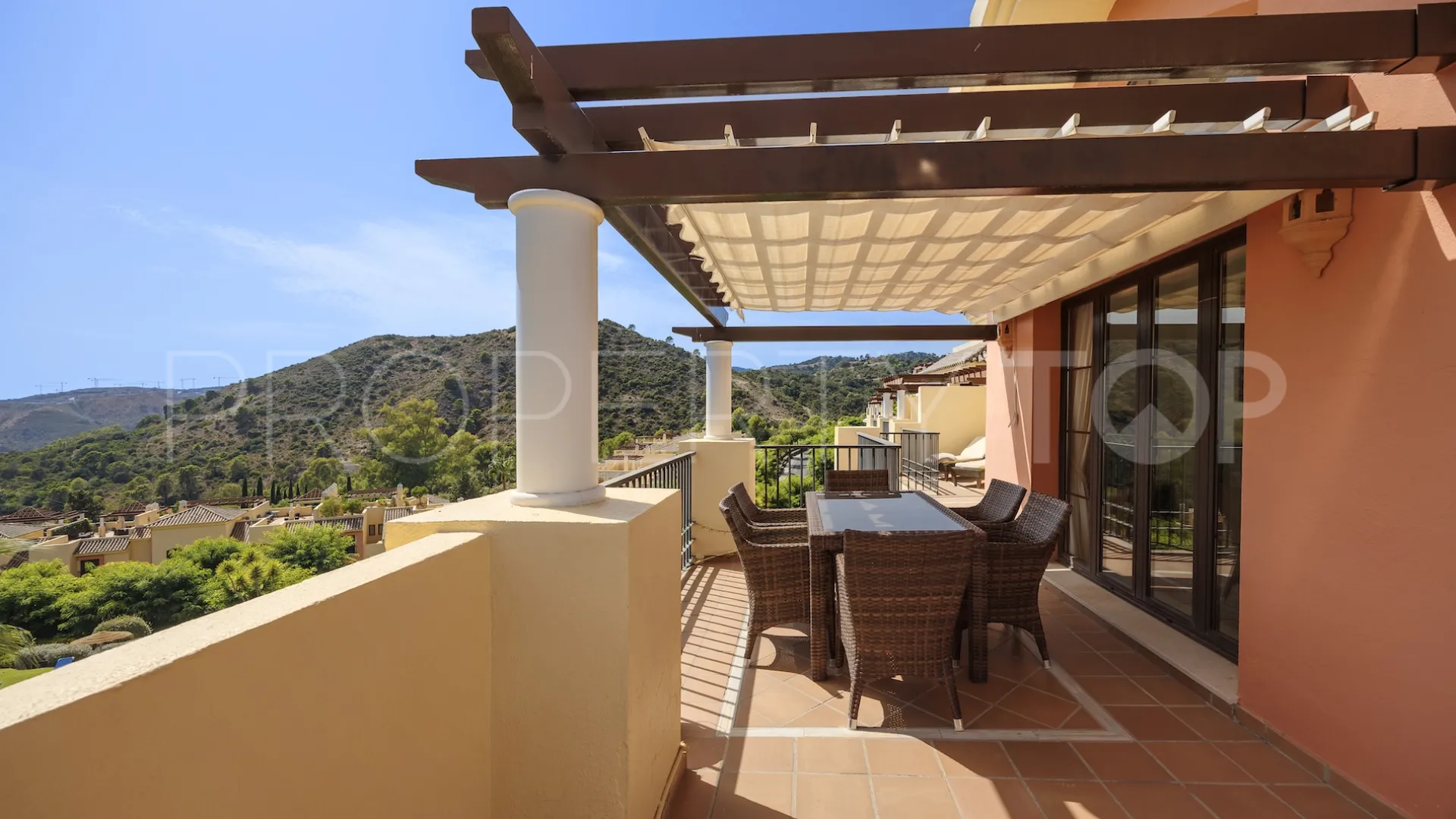 For sale 3 bedrooms penthouse in Los Arqueros