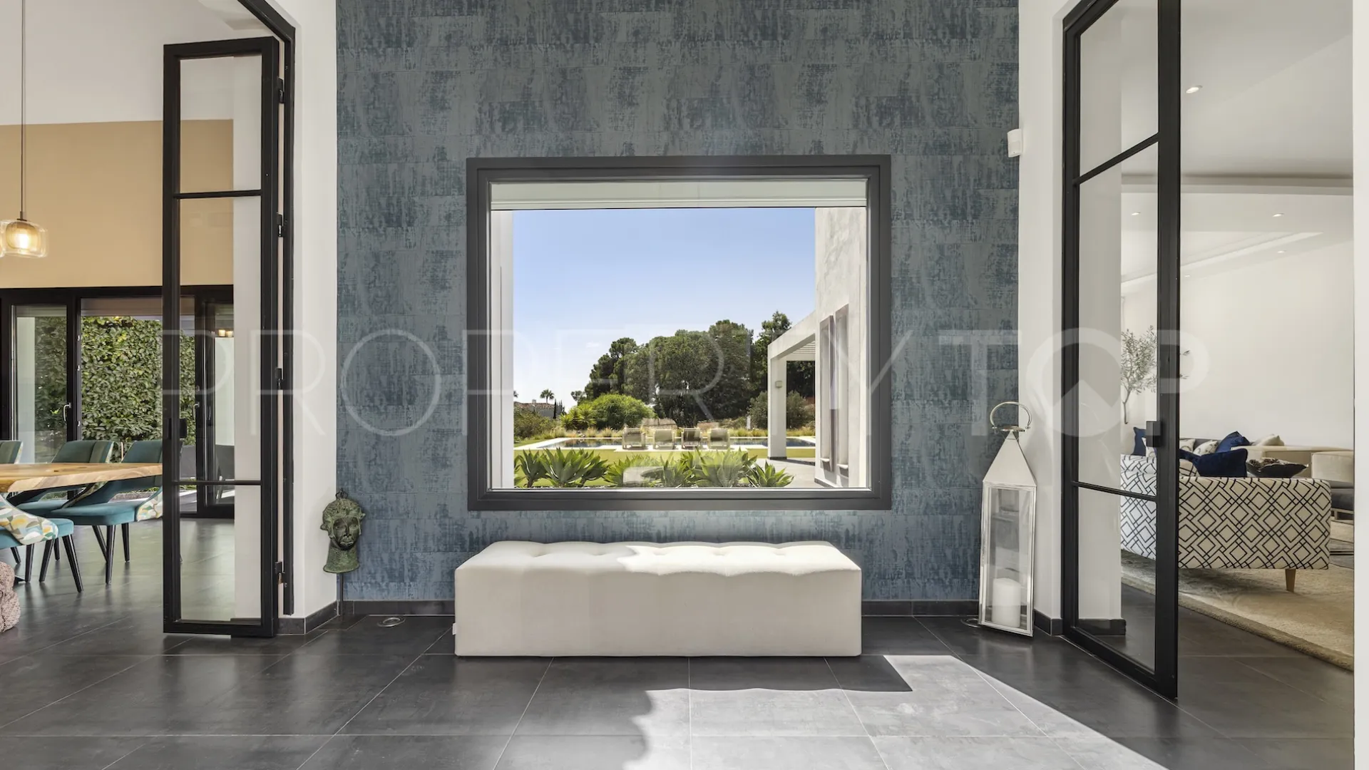 For sale Monte Mayor villa with 4 bedrooms