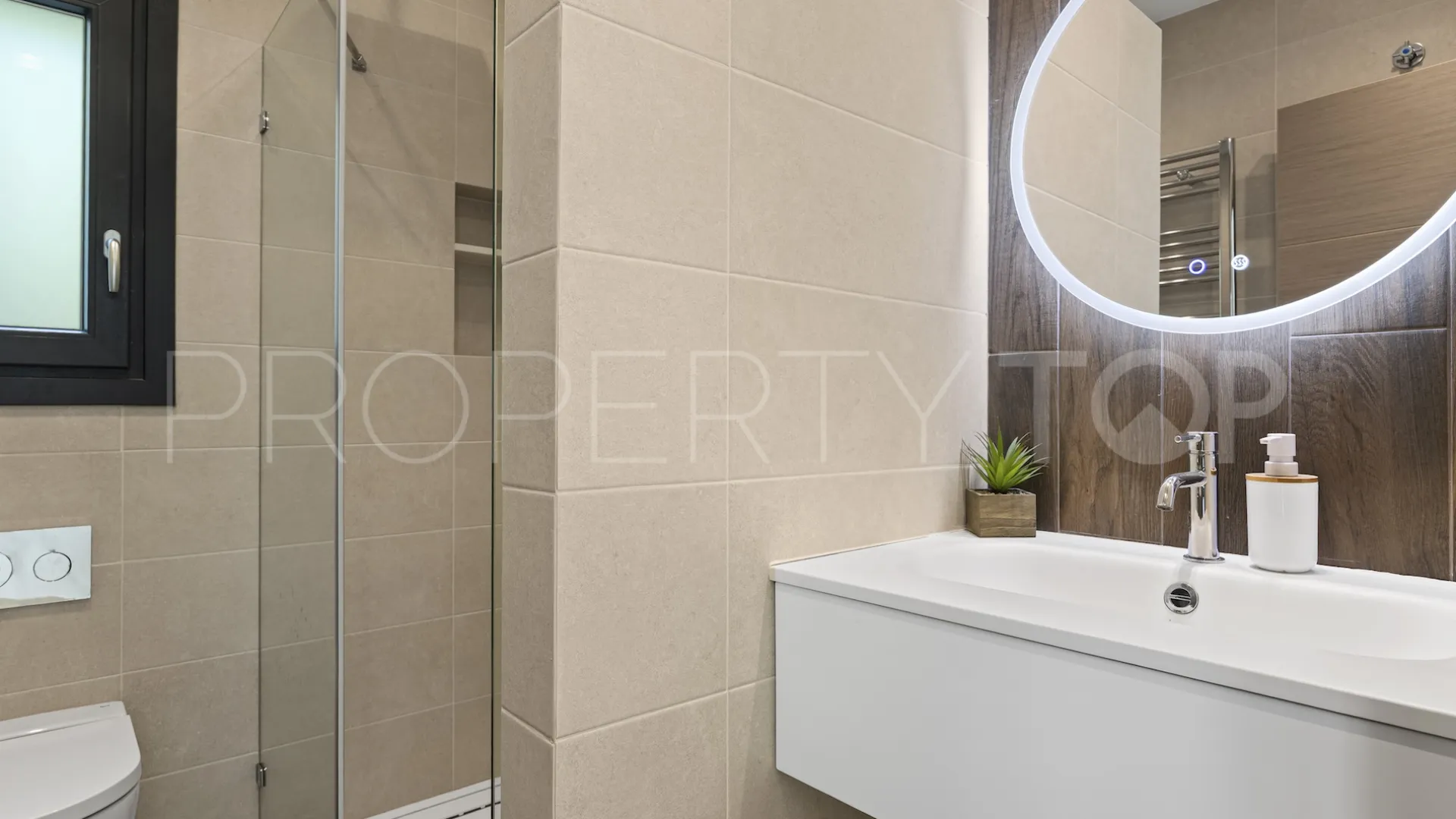 For sale Monte Mayor villa with 4 bedrooms
