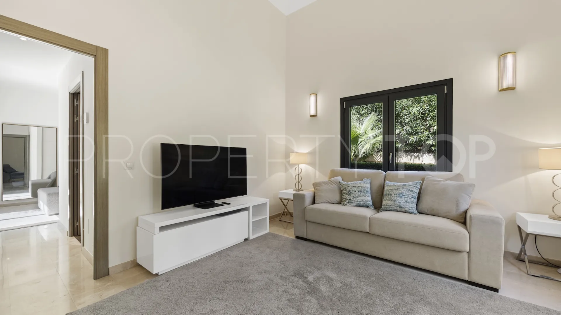 For sale Monte Mayor villa with 4 bedrooms