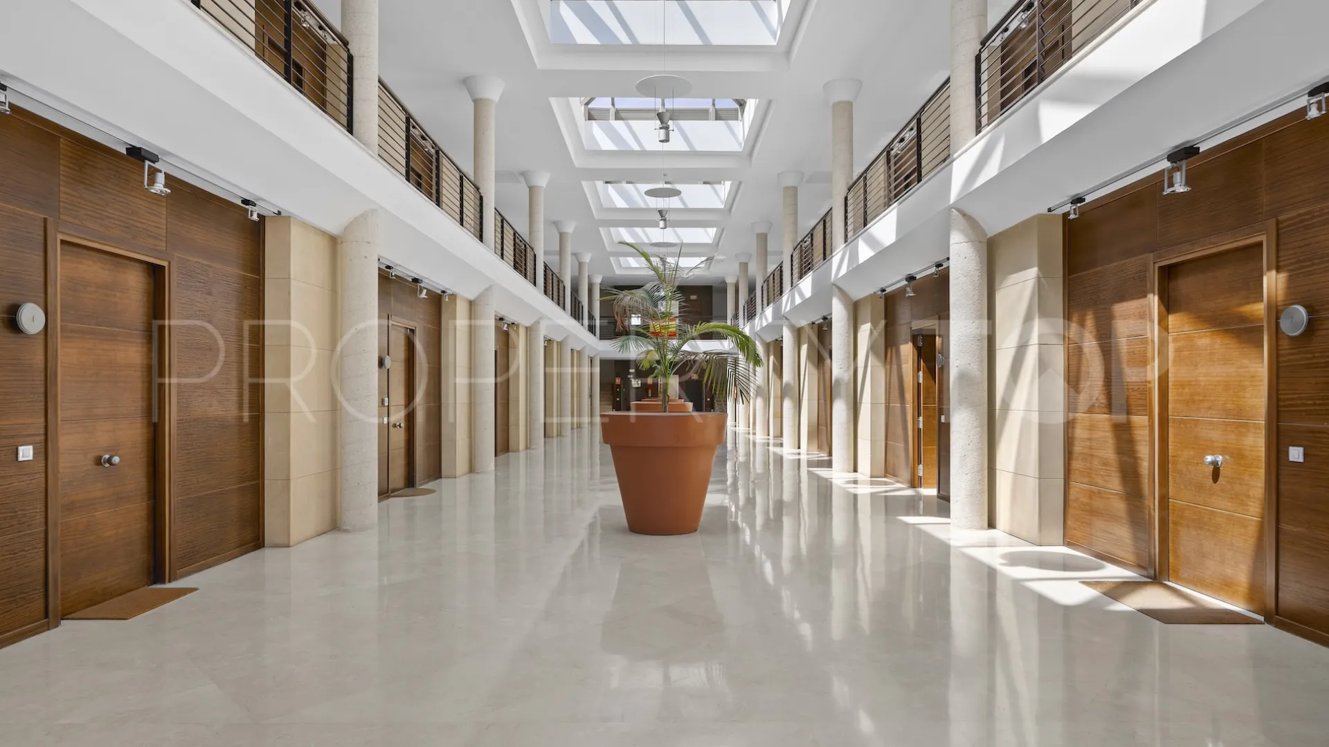 Comprar oficina en Marbella
