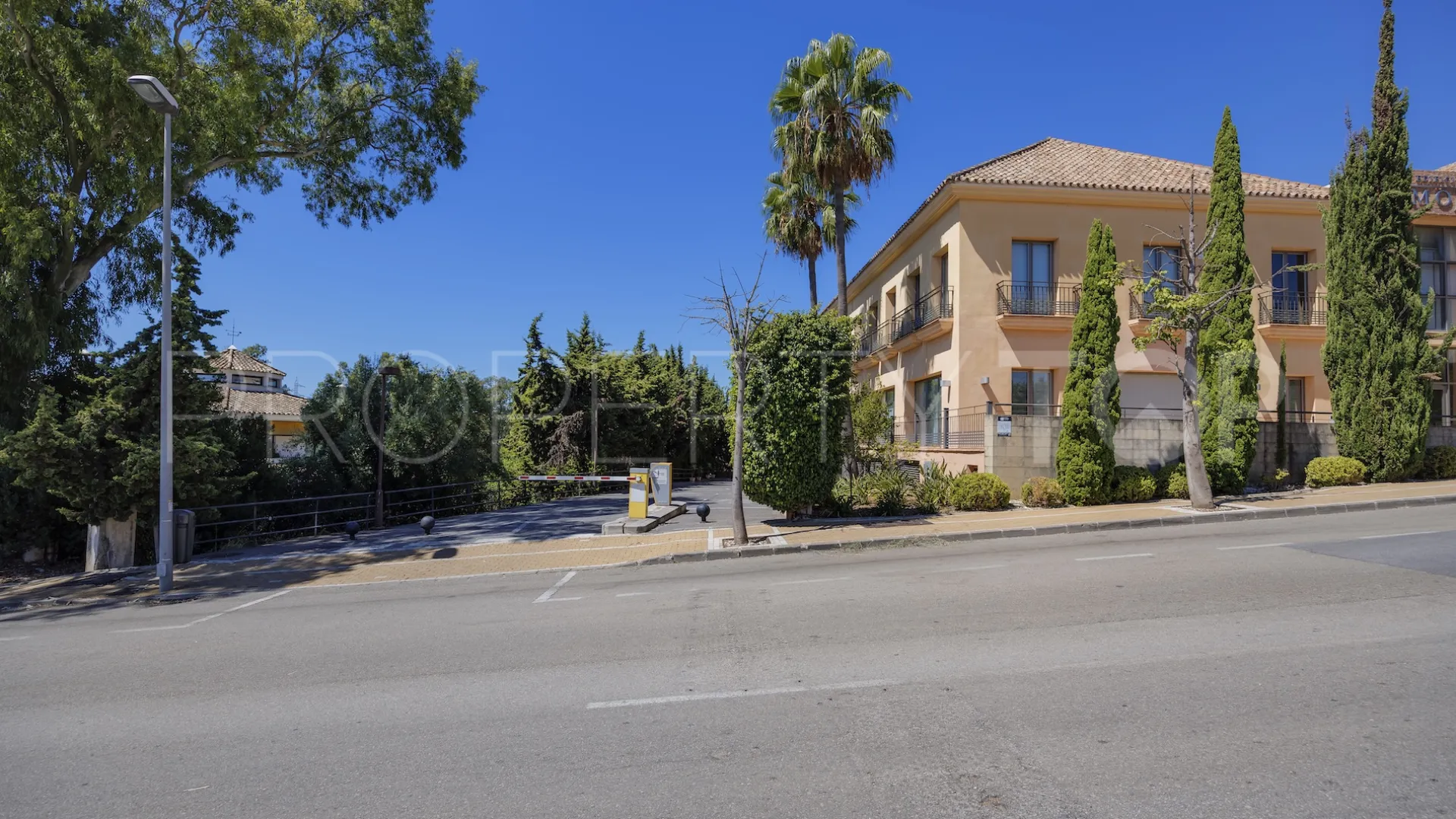 Comprar oficina en Marbella