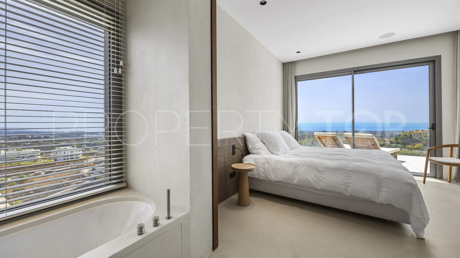 Apartamento en venta en Byu Hills de 3 dormitorios