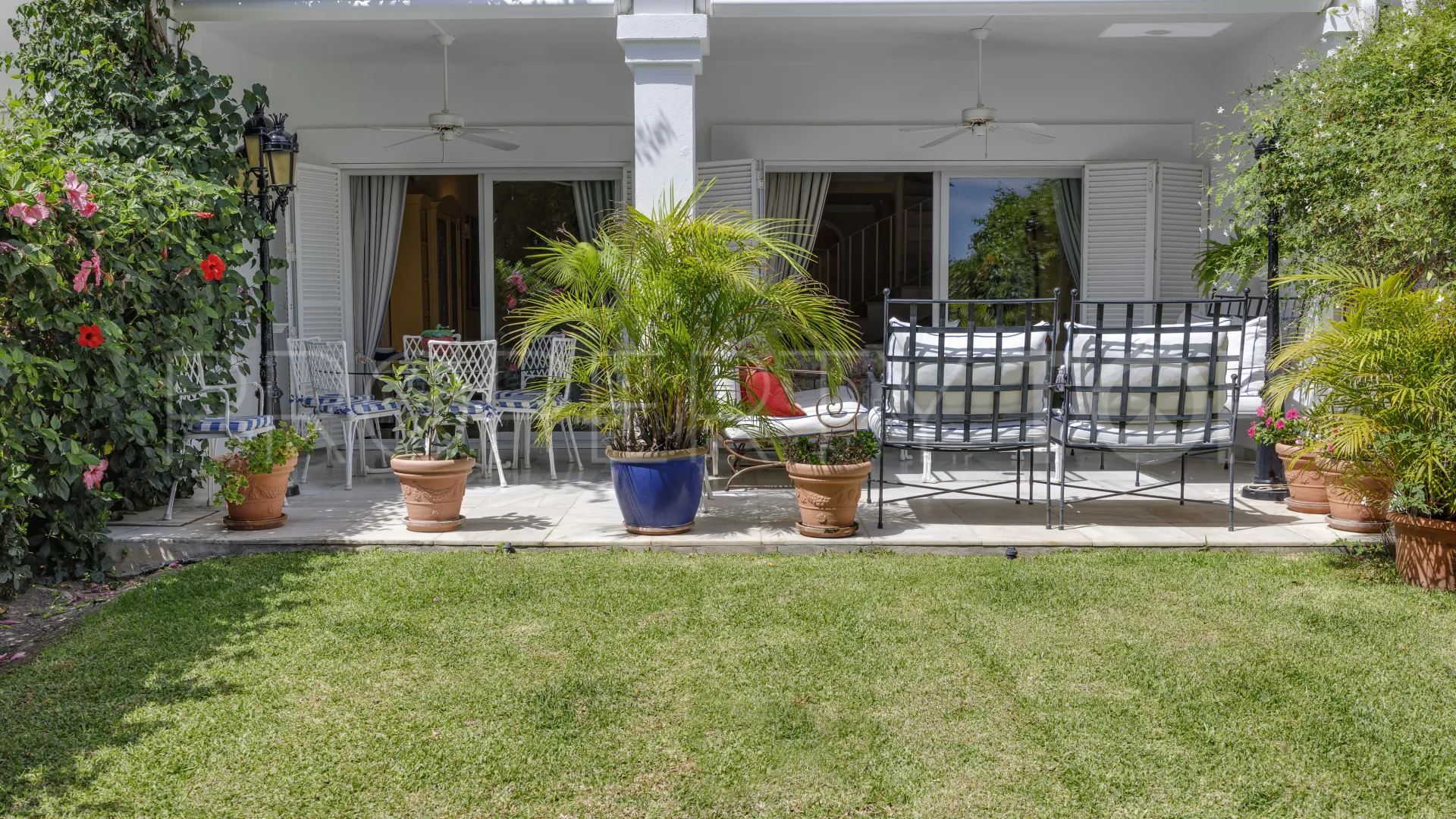 Town house in Las Jacarandas for sale