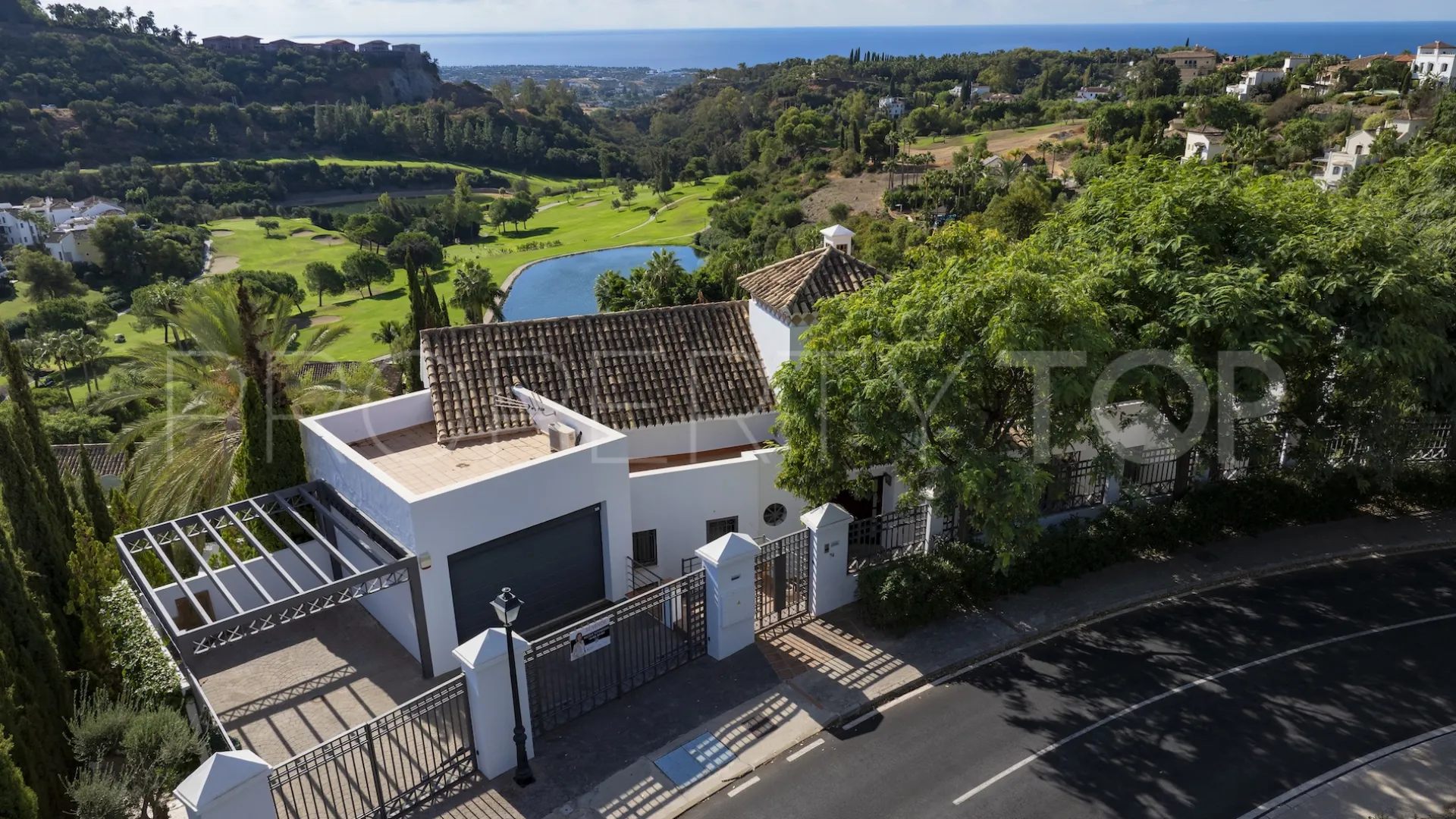 Los Arqueros, villa con 6 dormitorios a la venta