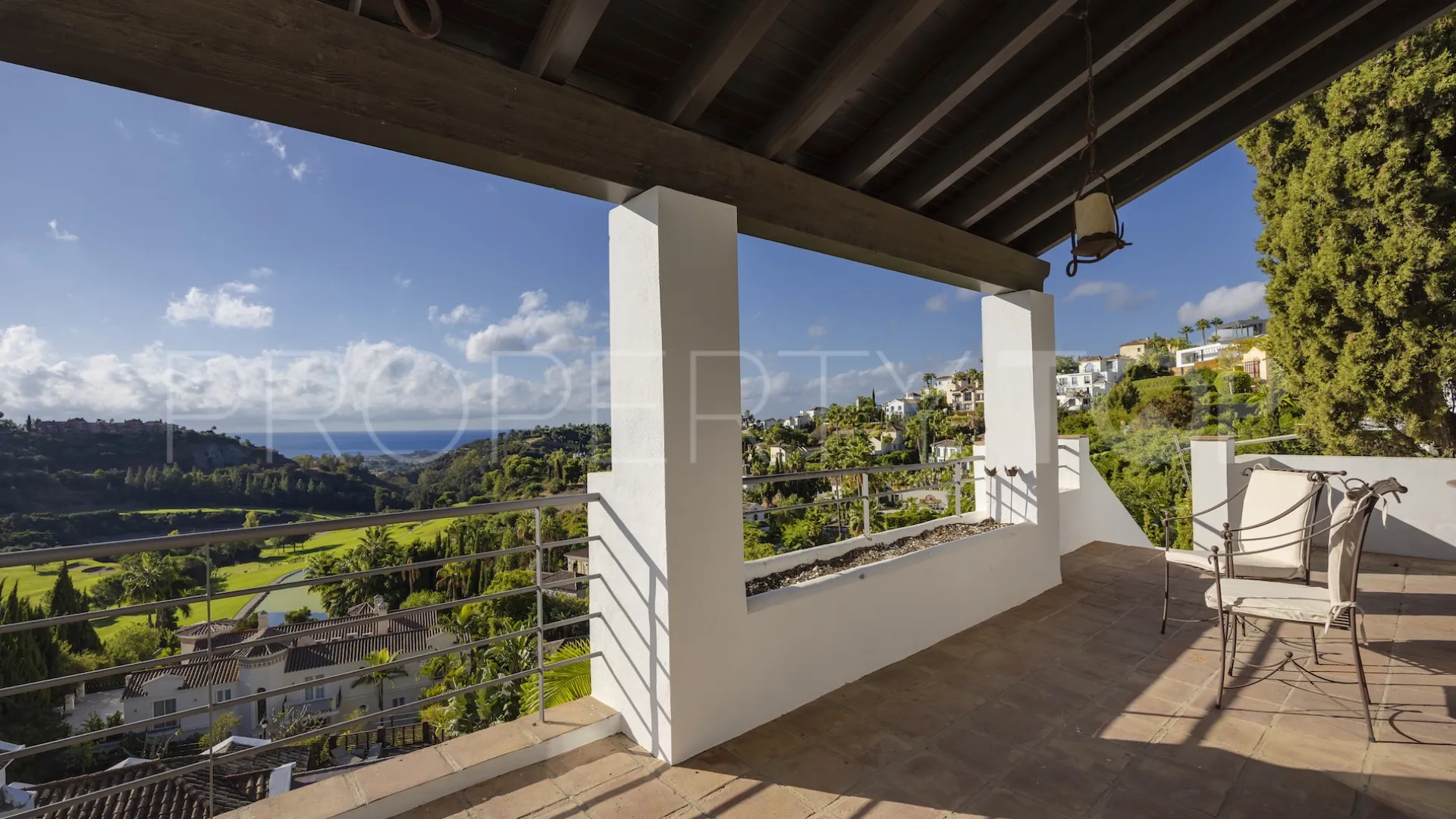 Los Arqueros, villa con 6 dormitorios a la venta