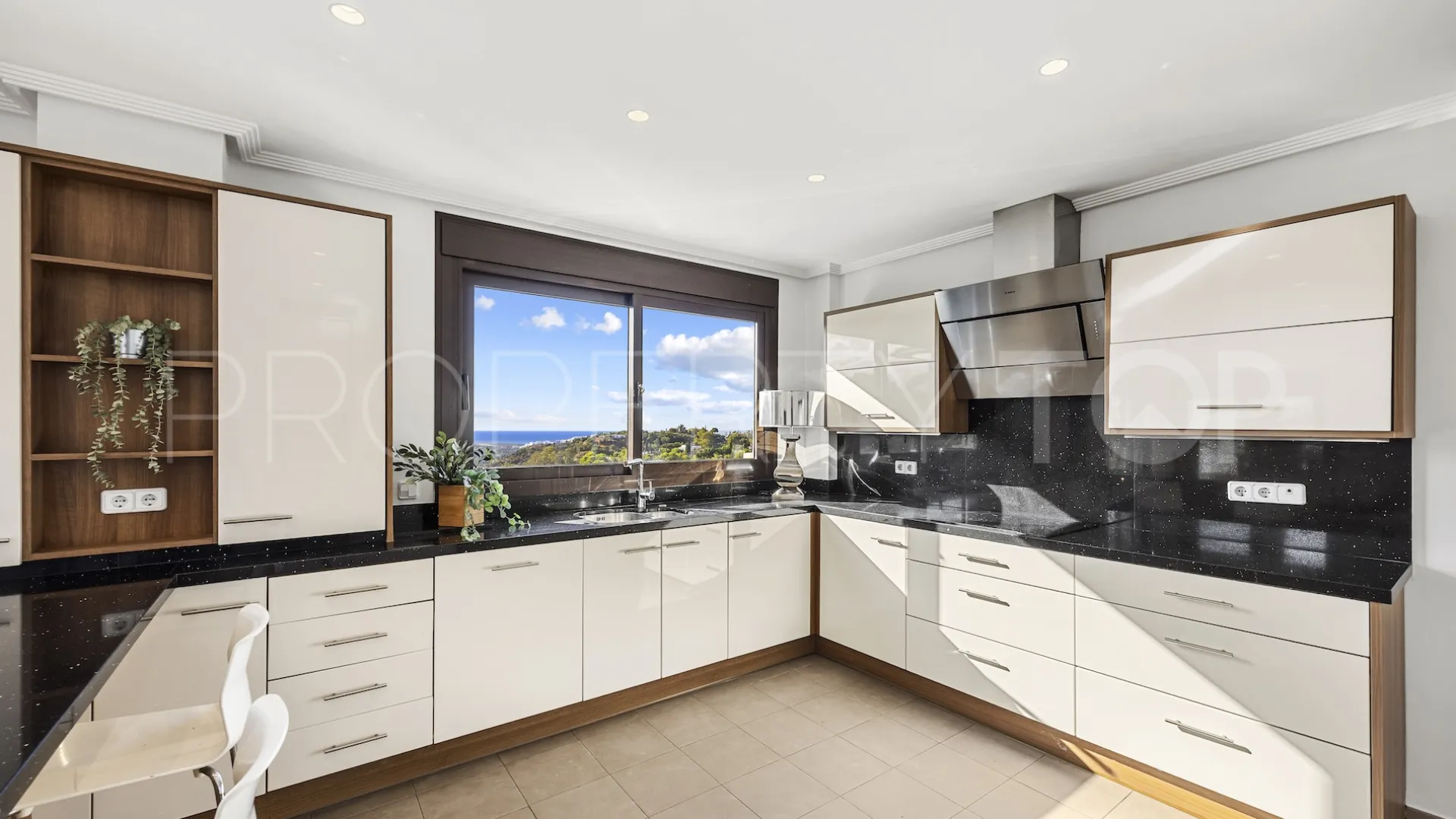 Los Arqueros, villa con 6 dormitorios a la venta