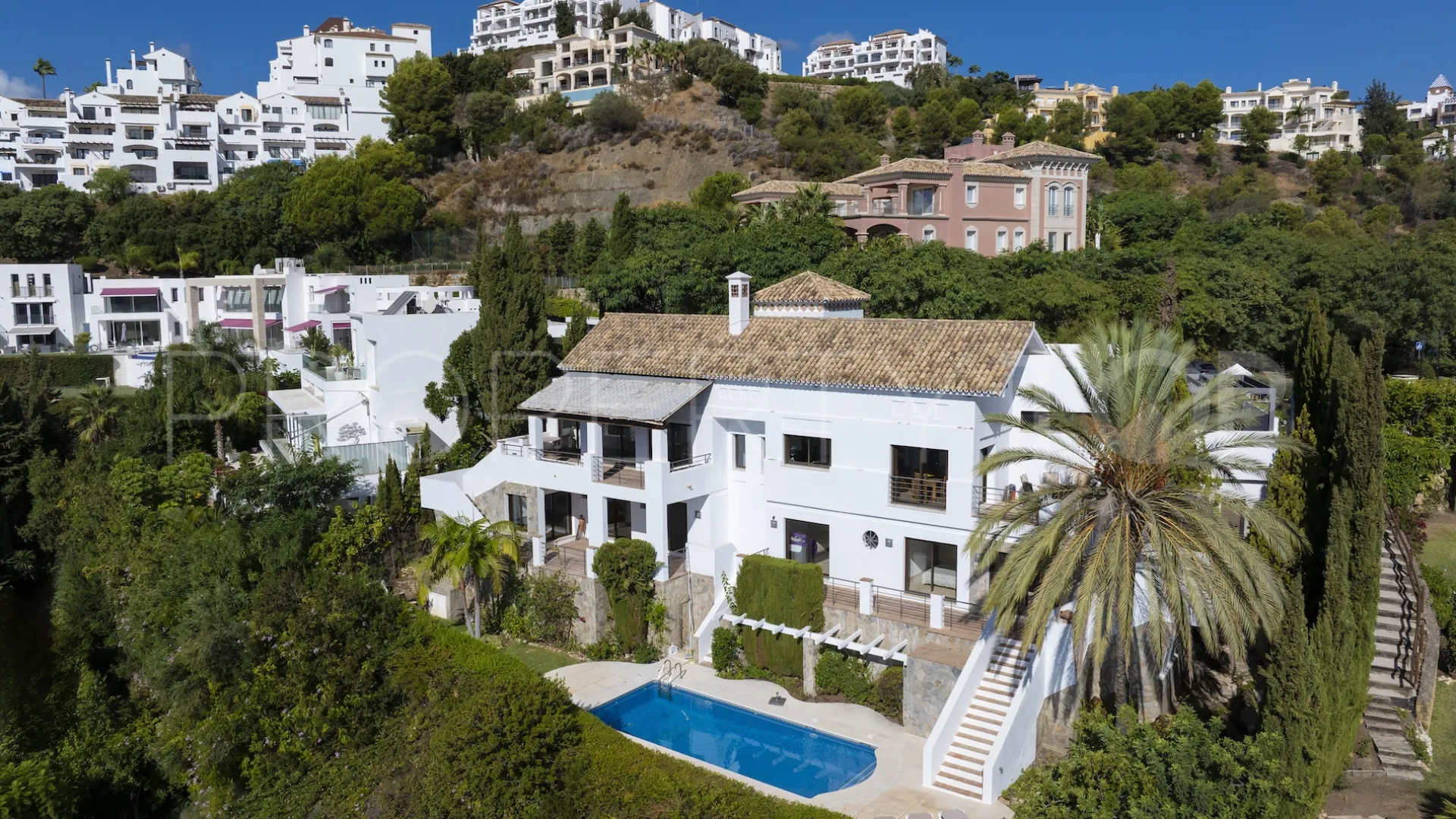 Los Arqueros, villa con 6 dormitorios a la venta