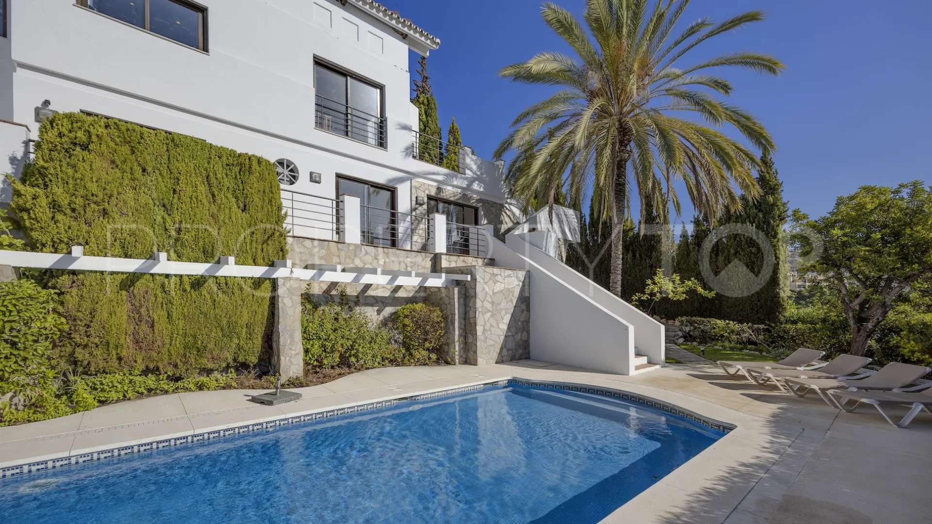 Los Arqueros, villa con 6 dormitorios a la venta