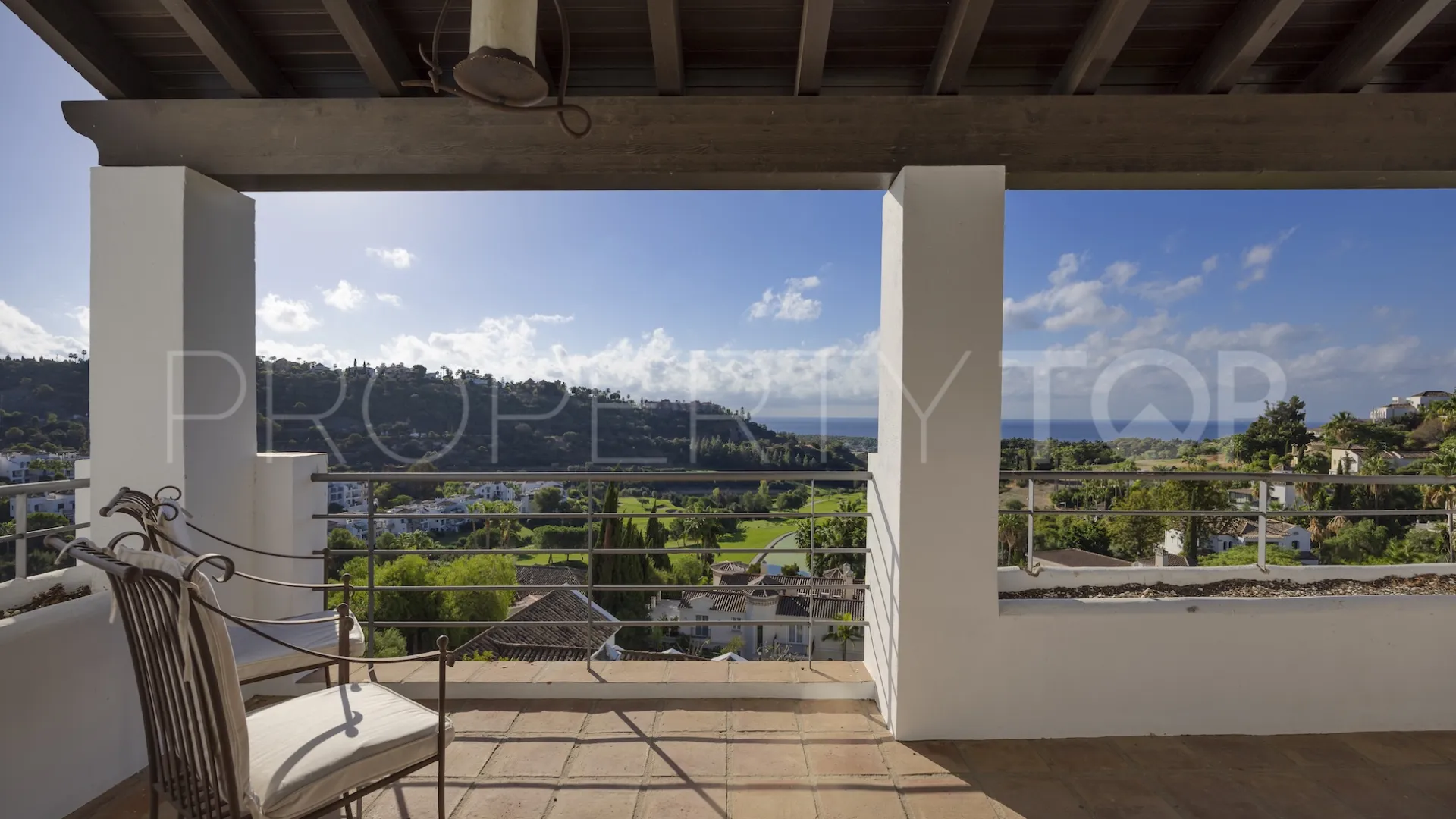 Los Arqueros, villa con 6 dormitorios a la venta