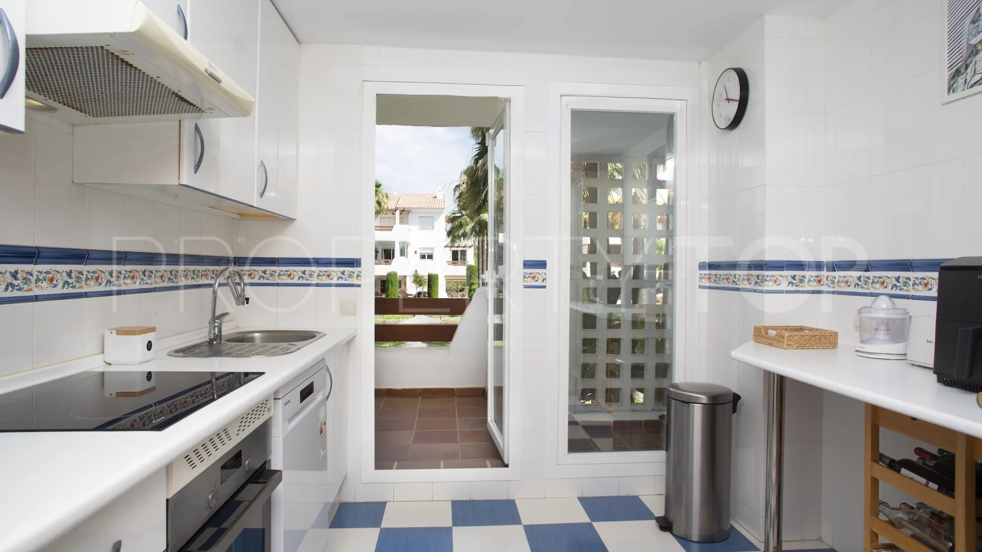 For sale Selwo Hills apartment with 2 bedrooms