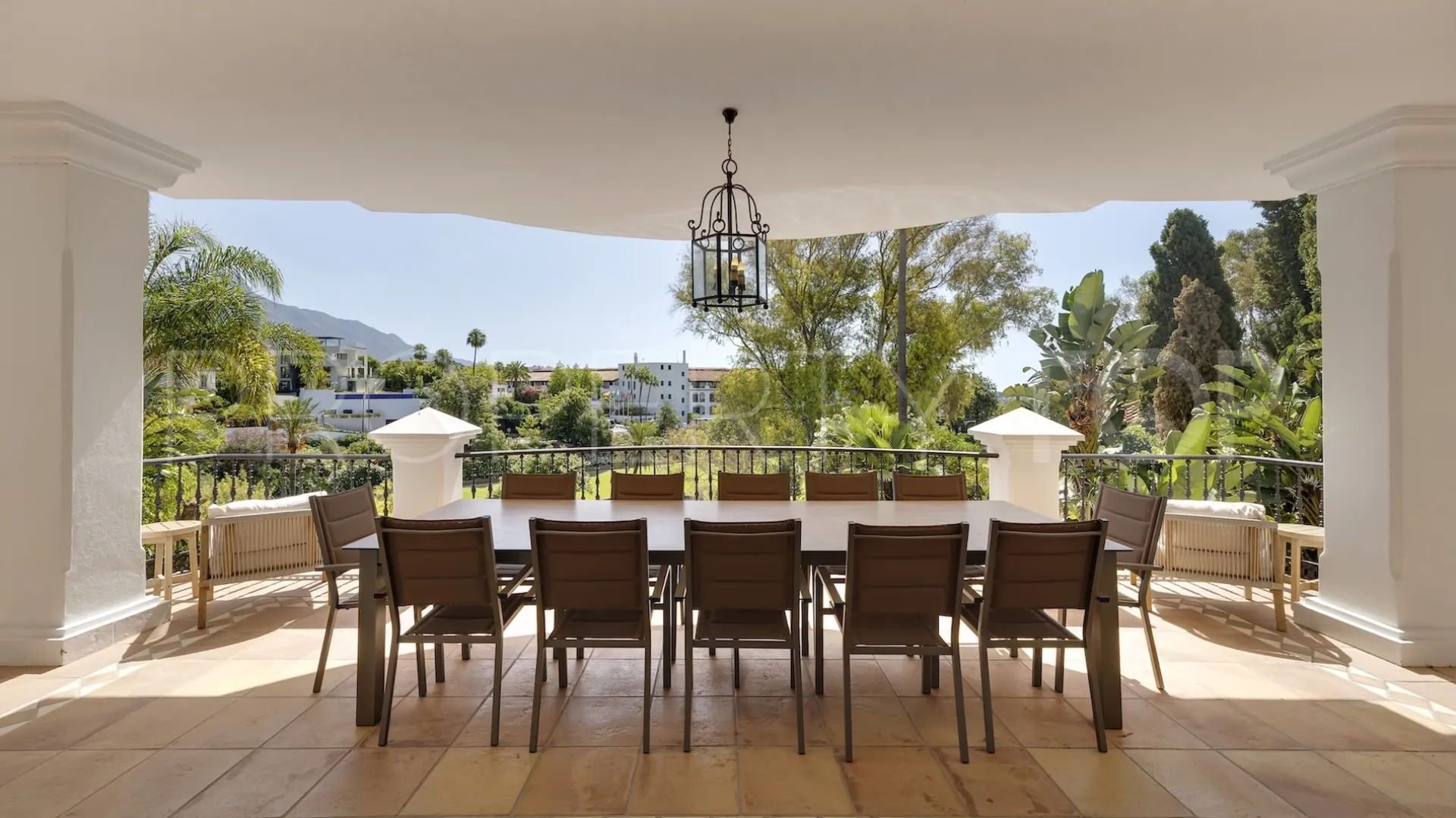 Comprar villa en El Herrojo