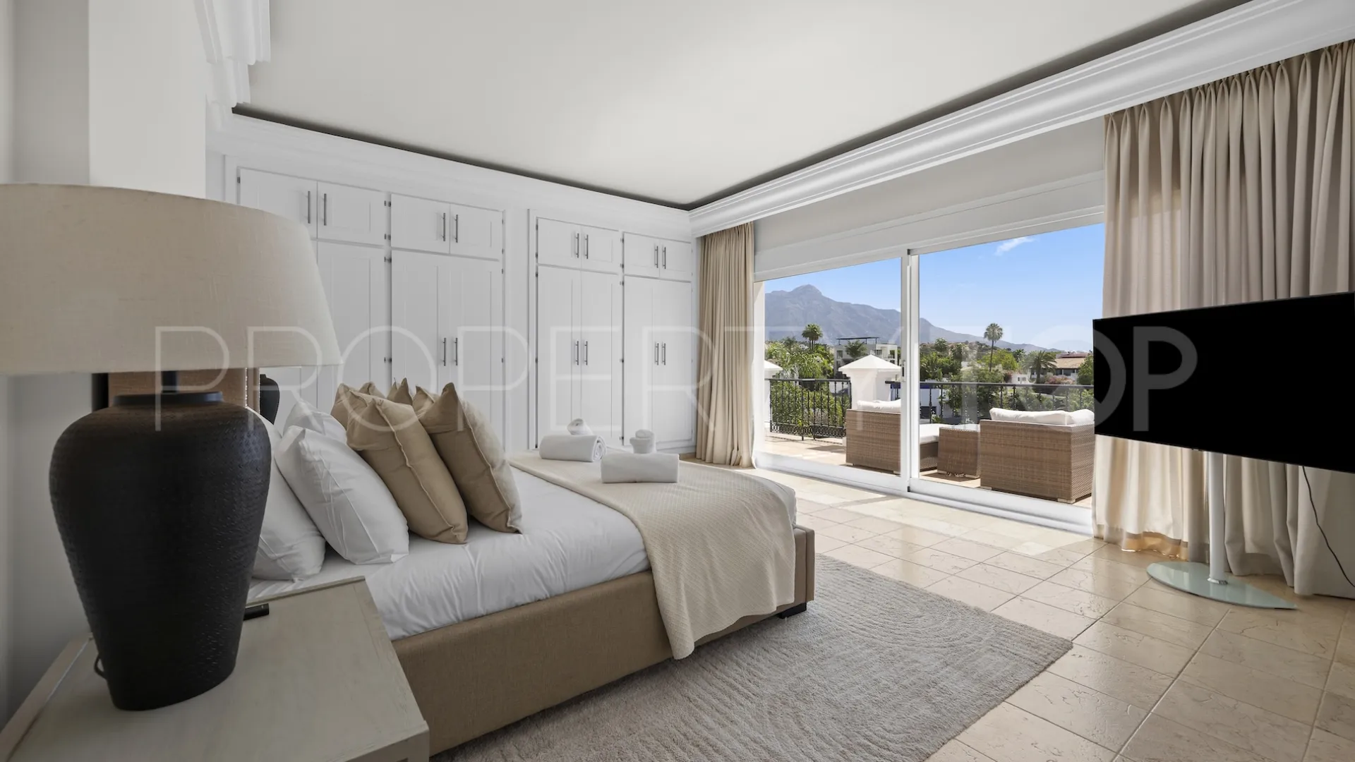 Comprar villa en El Herrojo