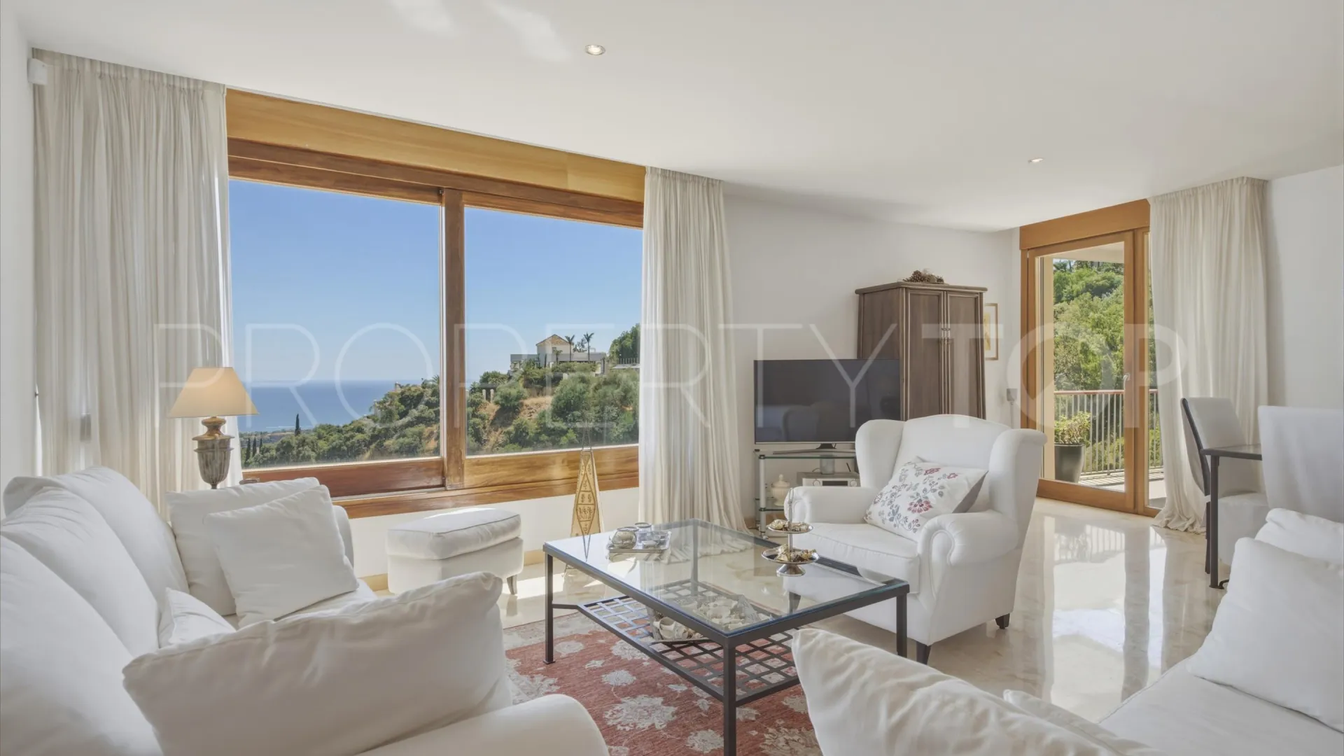 Lomas de los Monteros 3 bedrooms apartment for sale