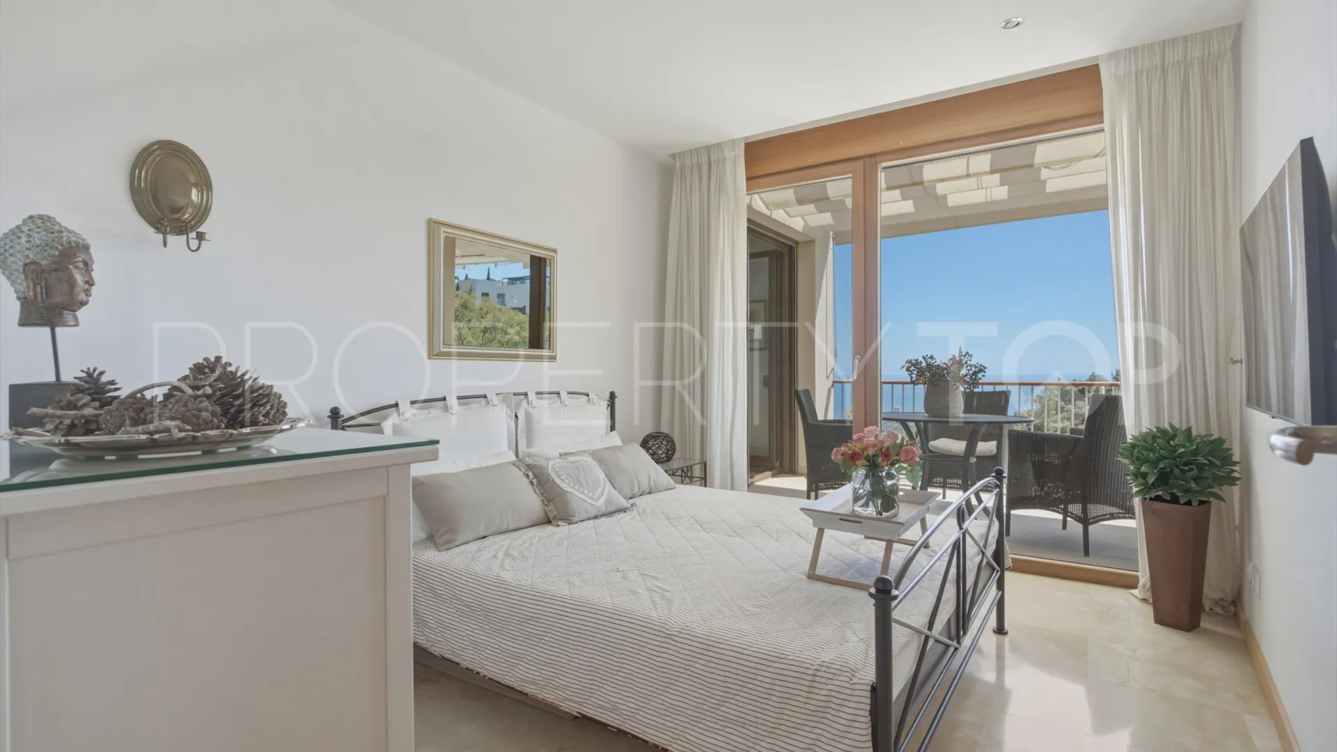 Lomas de los Monteros 3 bedrooms apartment for sale