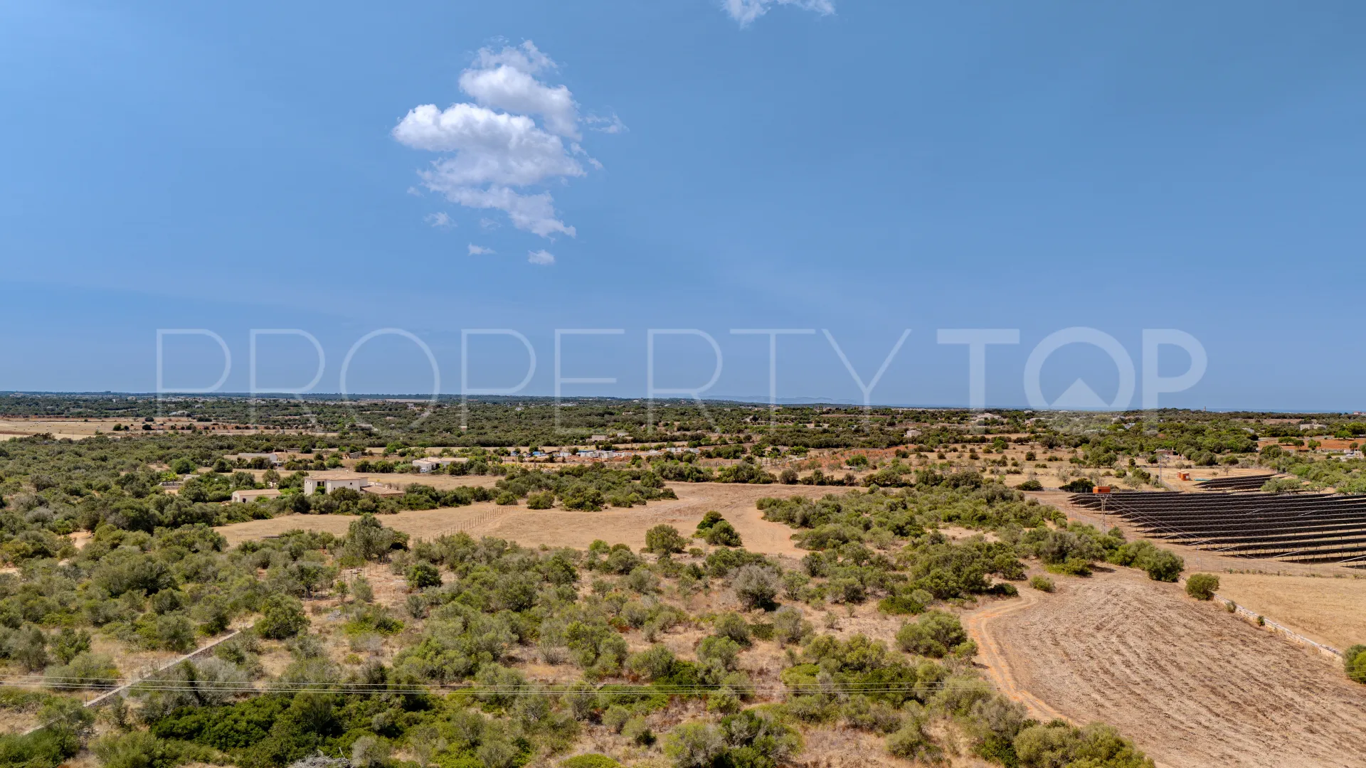 Plot in Santanyi for sale