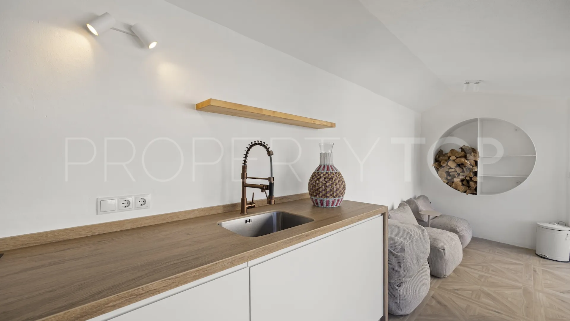 Villa en venta en Guadalmina Alta de 5 dormitorios