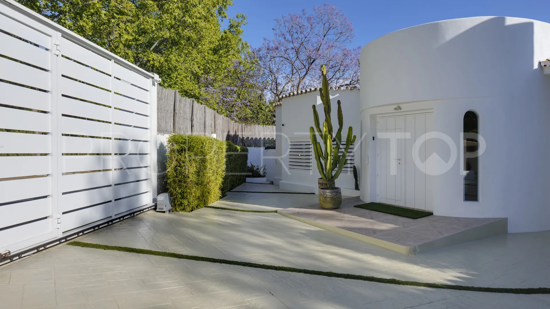 Villa en venta en Guadalmina Alta de 5 dormitorios