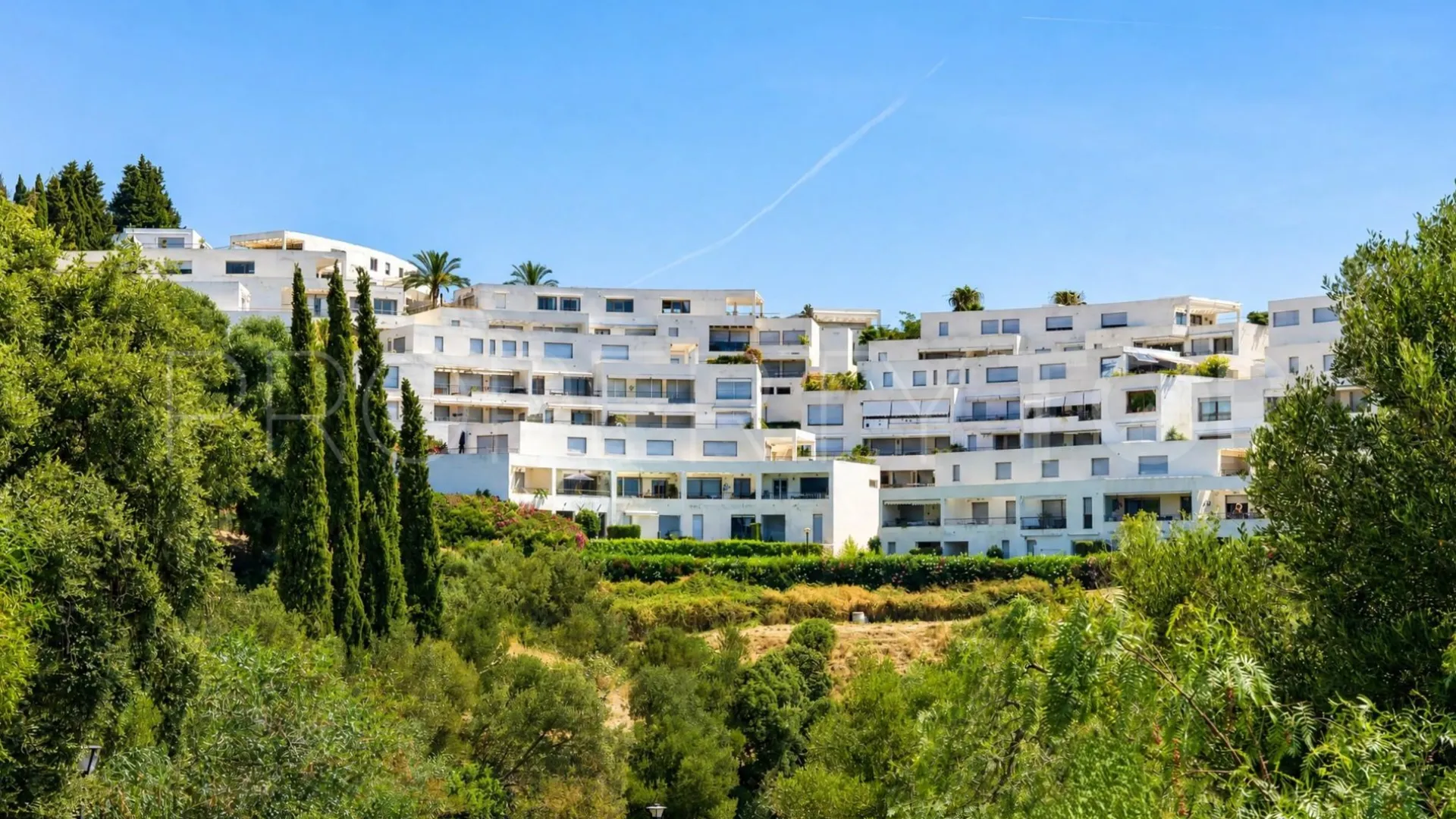 For sale penthouse in Los Altos de los Monteros