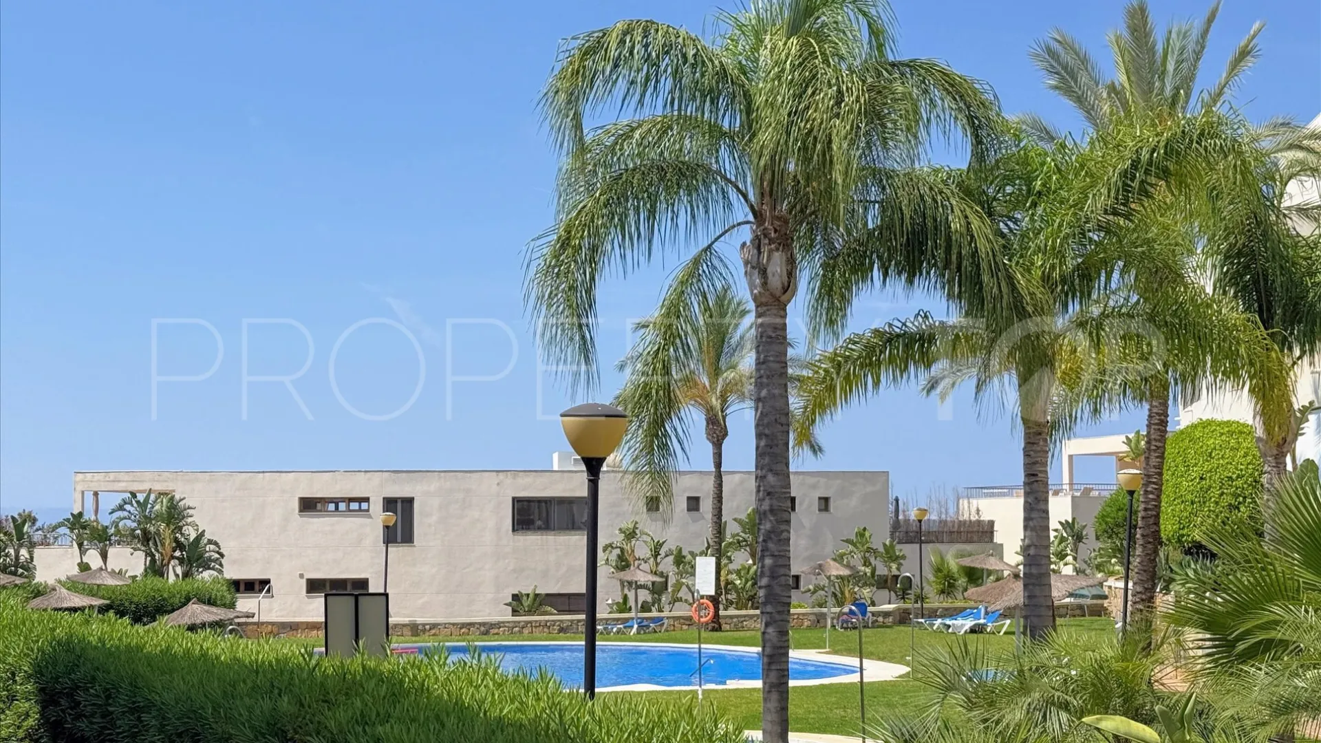 For sale penthouse in Los Altos de los Monteros