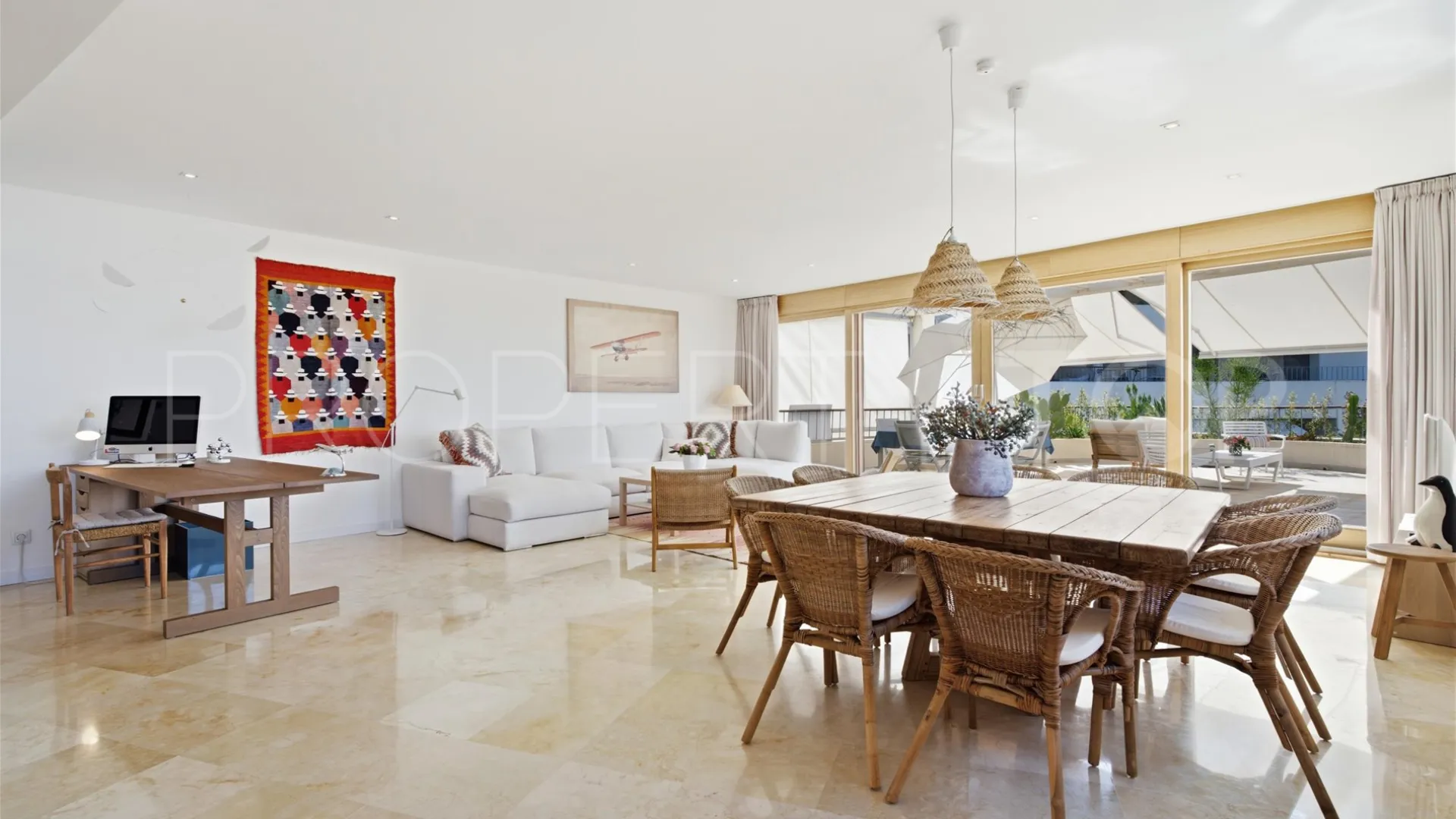 For sale penthouse in Los Altos de los Monteros