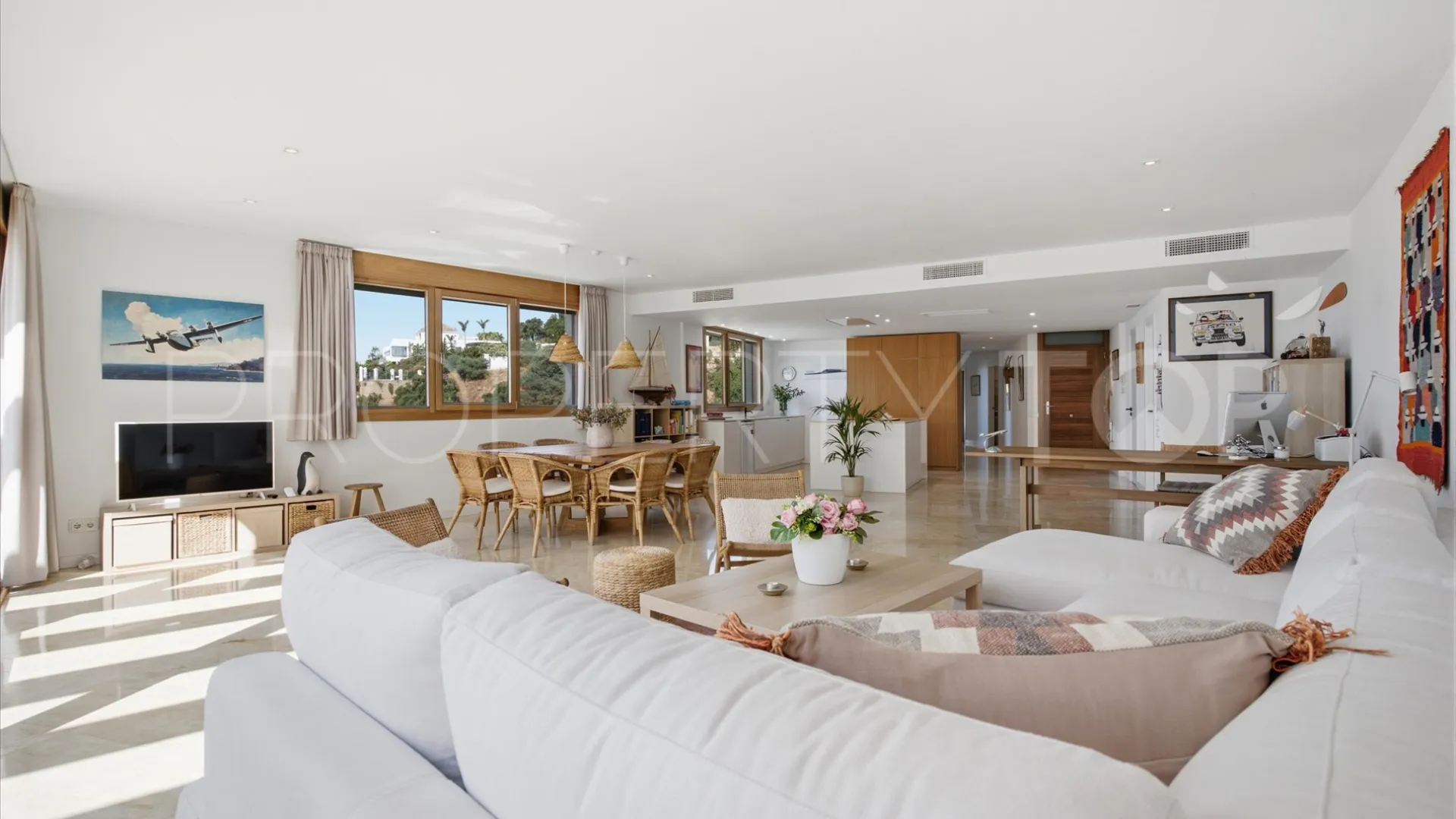 For sale penthouse in Los Altos de los Monteros