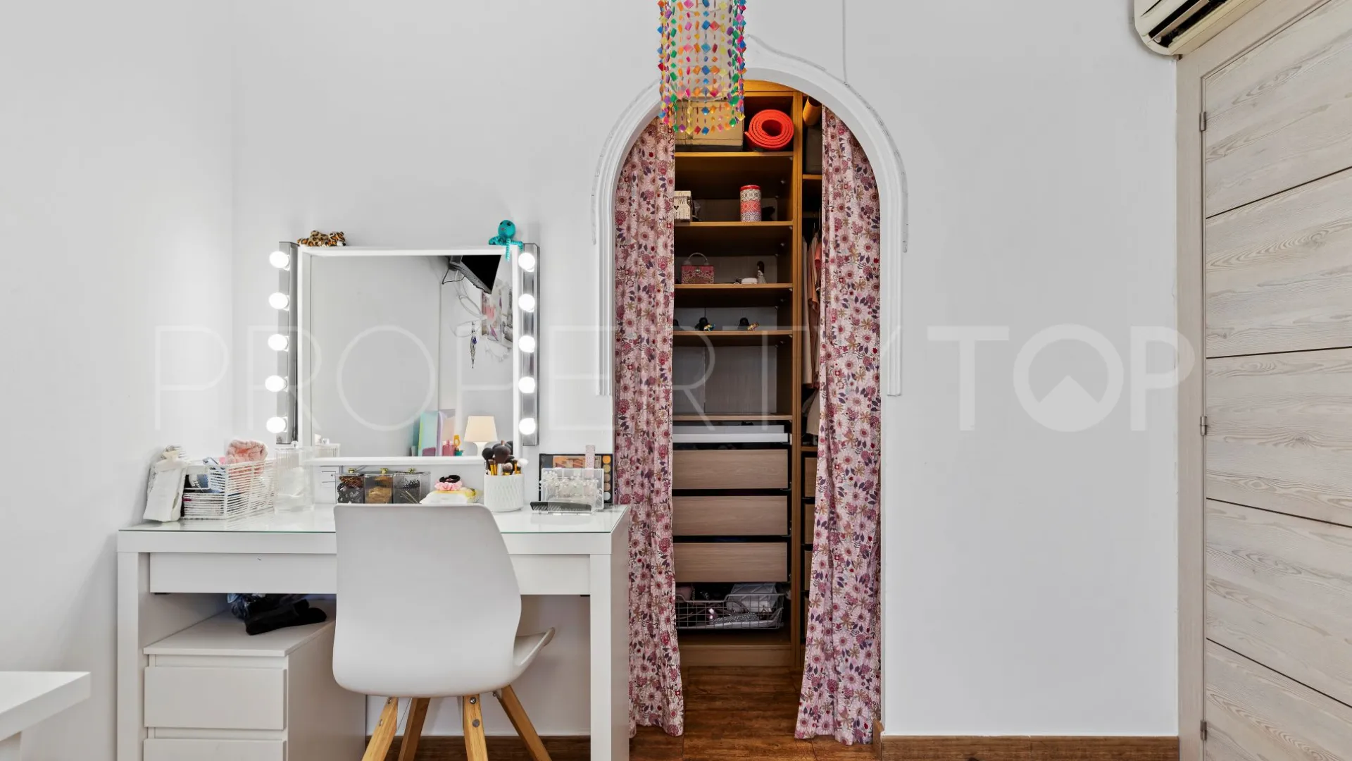 Los Pacos, casa con 4 dormitorios en venta