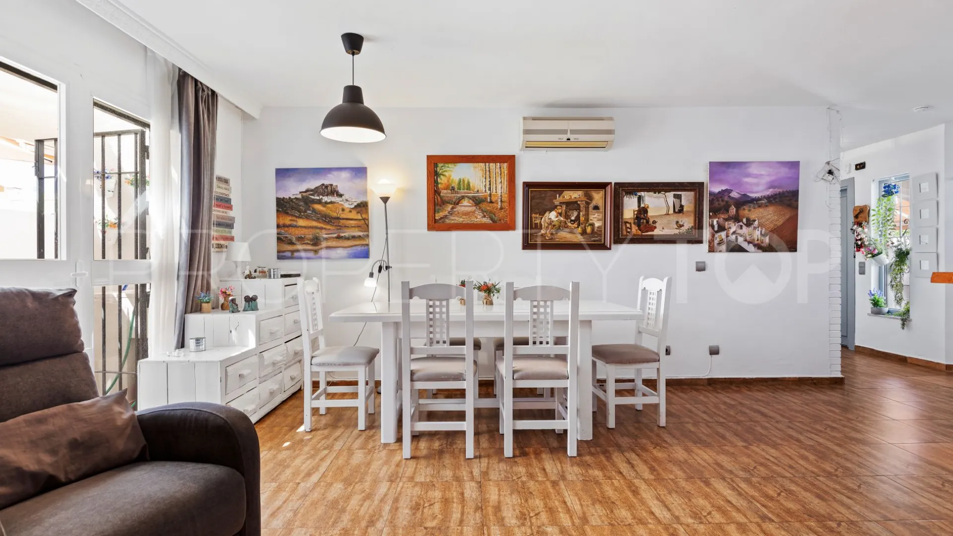 Los Pacos, casa con 4 dormitorios en venta