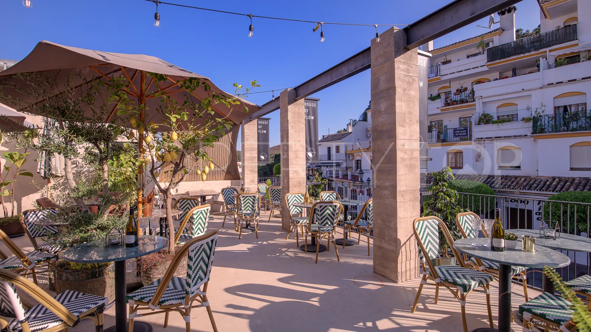 For sale commercial premises in Benahavis