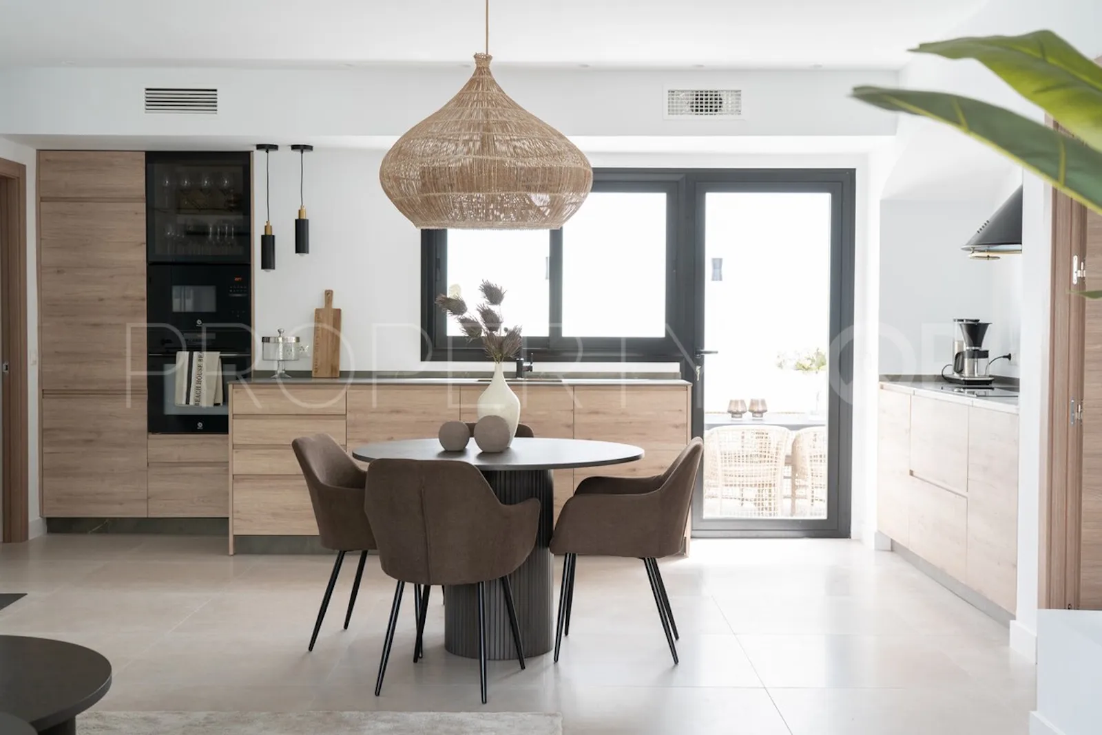 Nueva Andalucia 2 bedrooms apartment for sale
