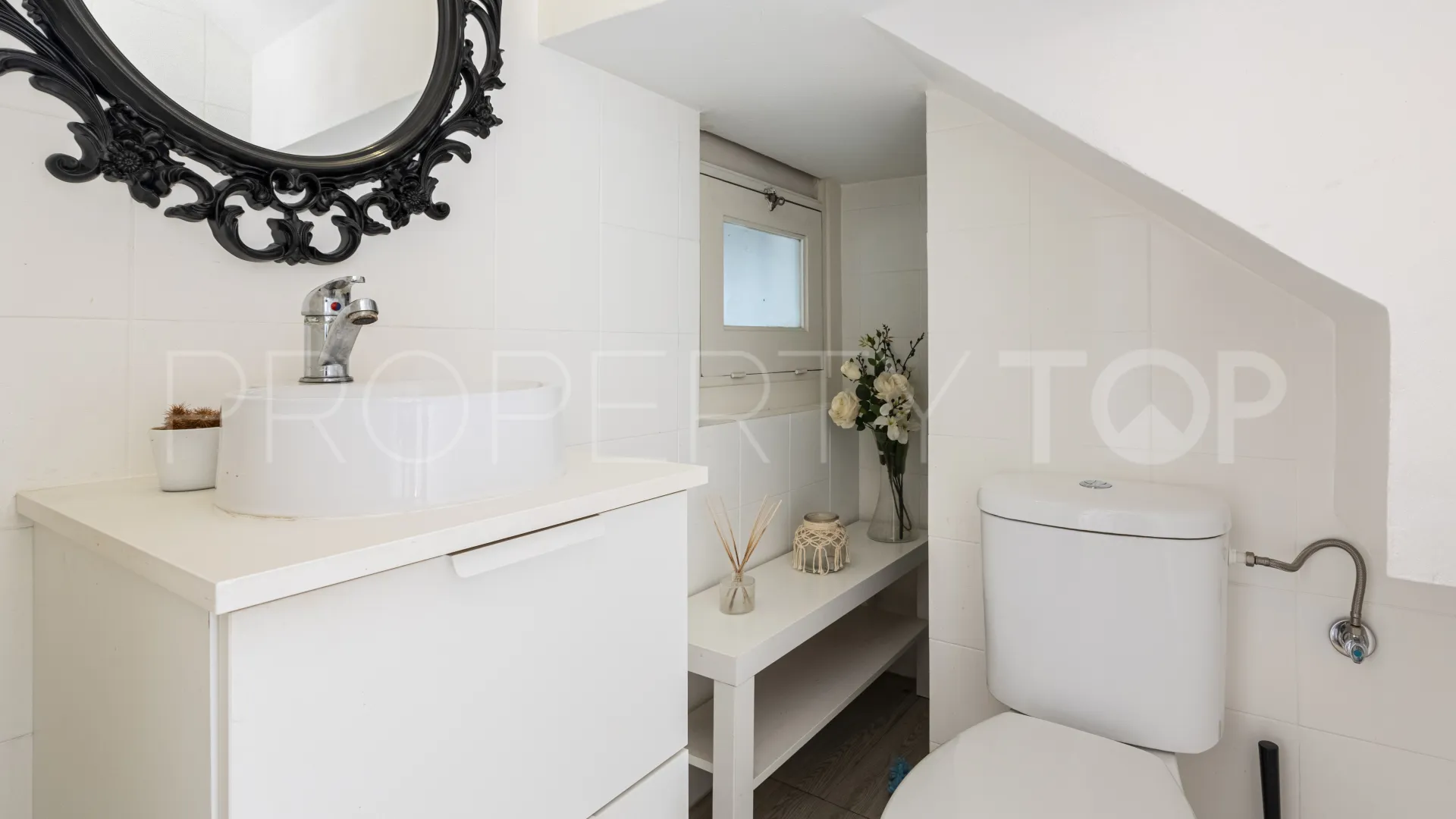 2 bedrooms Nueva Andalucia town house for sale