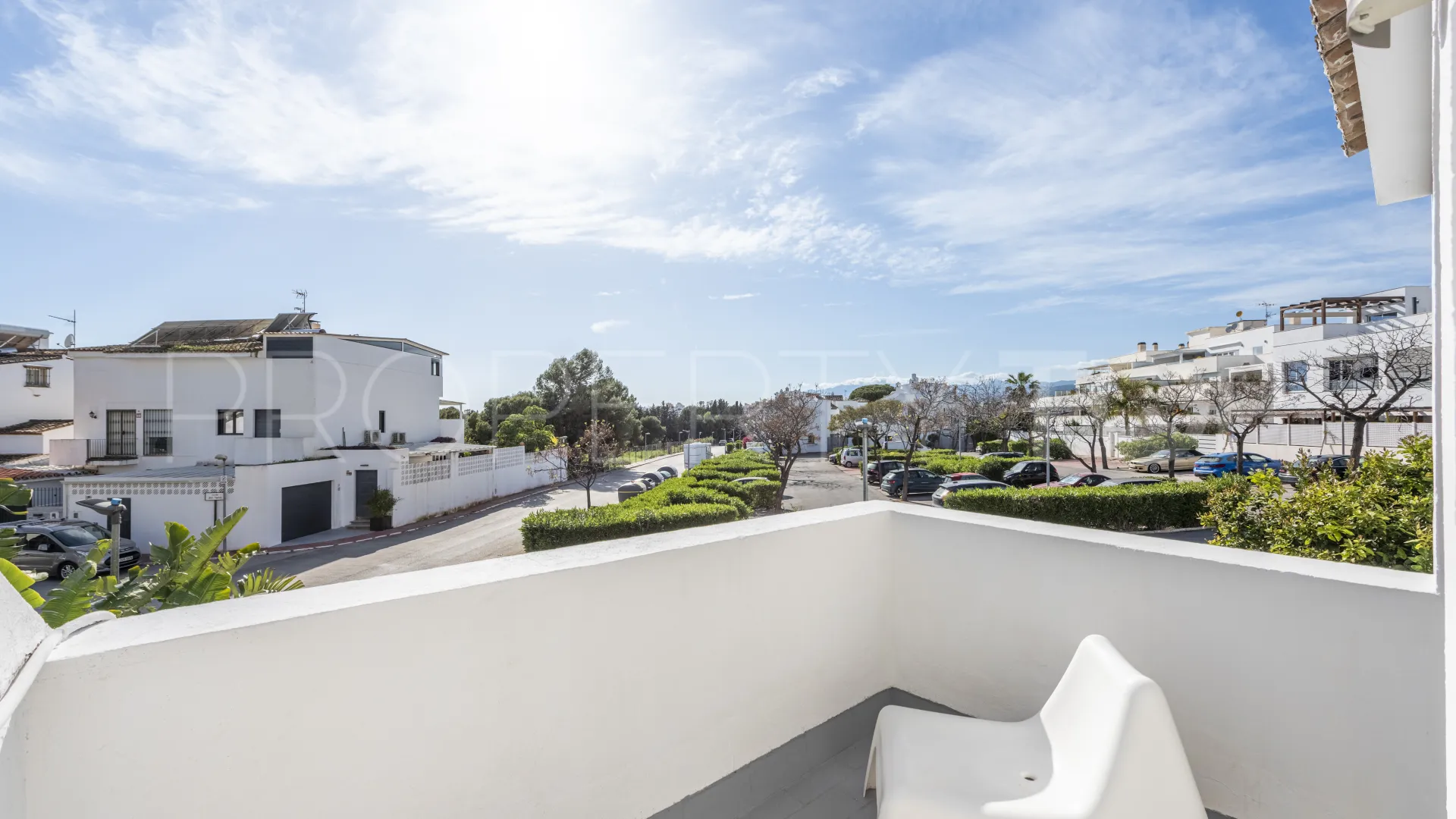2 bedrooms Nueva Andalucia town house for sale