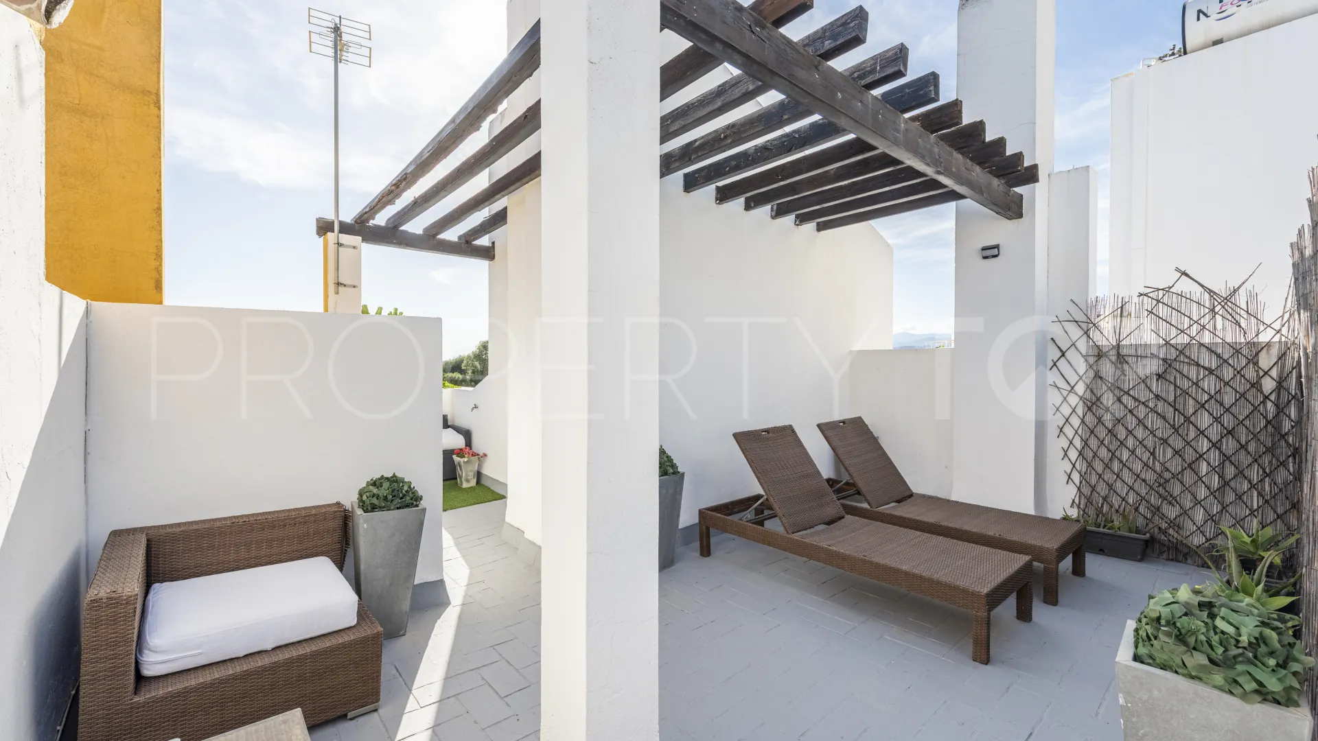 2 bedrooms Nueva Andalucia town house for sale