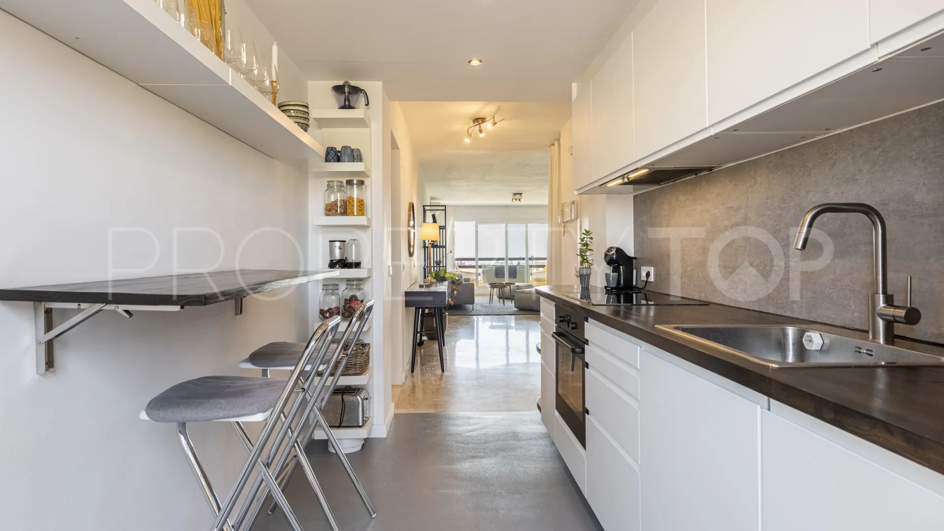 Selwo apartment for sale