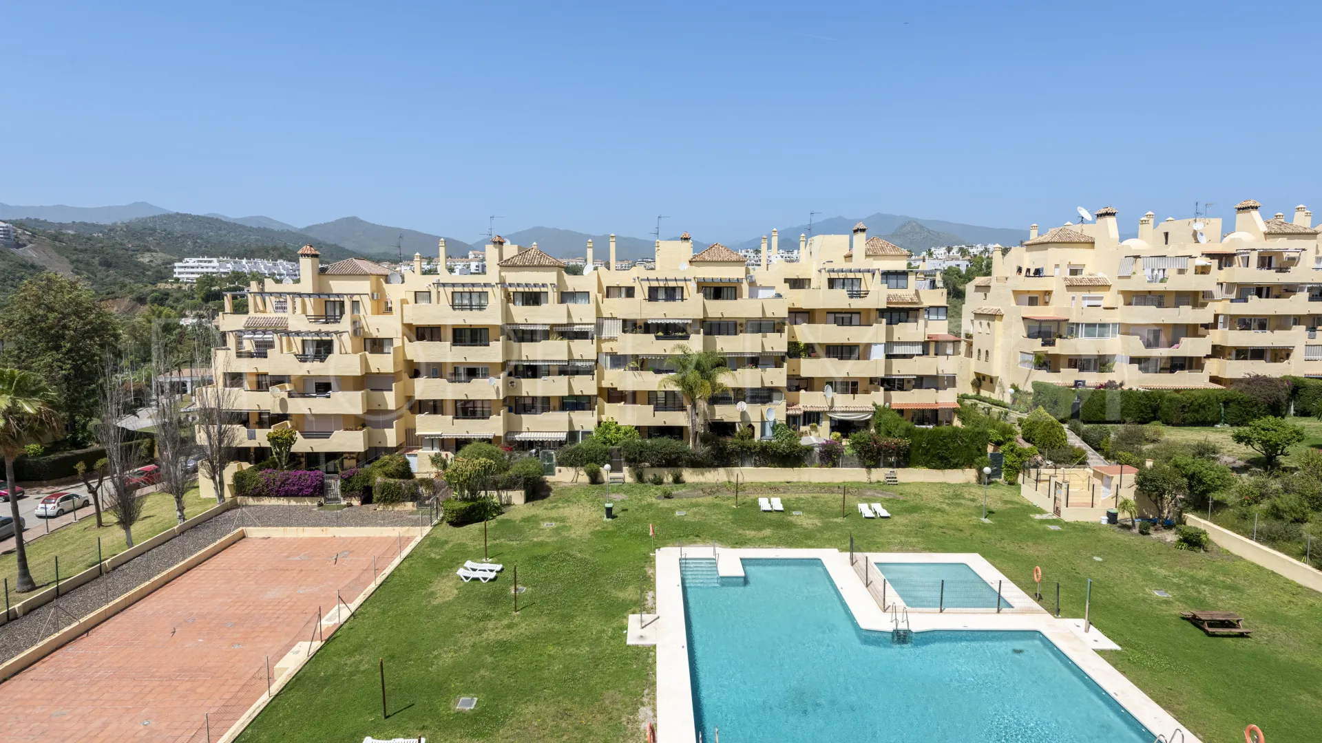 Selwo apartment for sale
