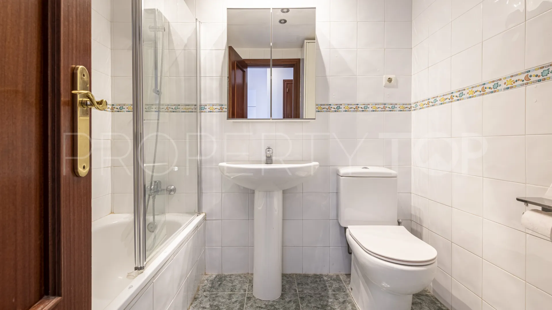 Selwo apartment for sale