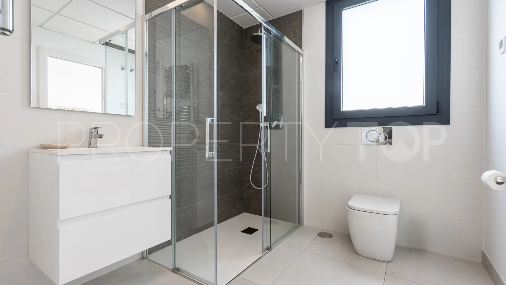 Adosado a la venta con 3 dormitorios en Bel Air