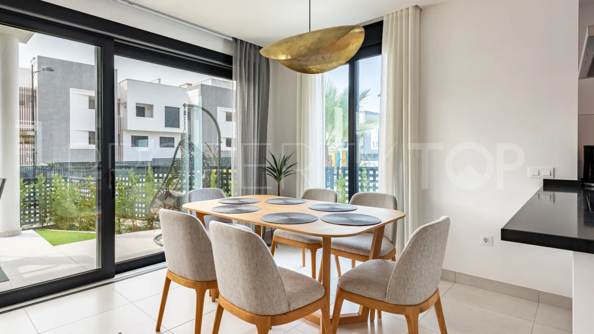 Adosado a la venta con 3 dormitorios en Bel Air