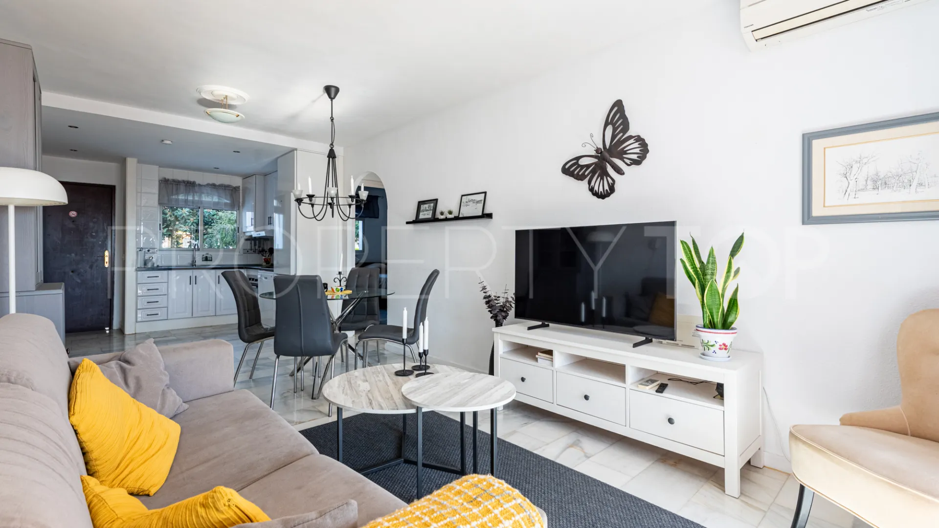 Apartamento con 2 dormitorios en venta en Riviera del Sol