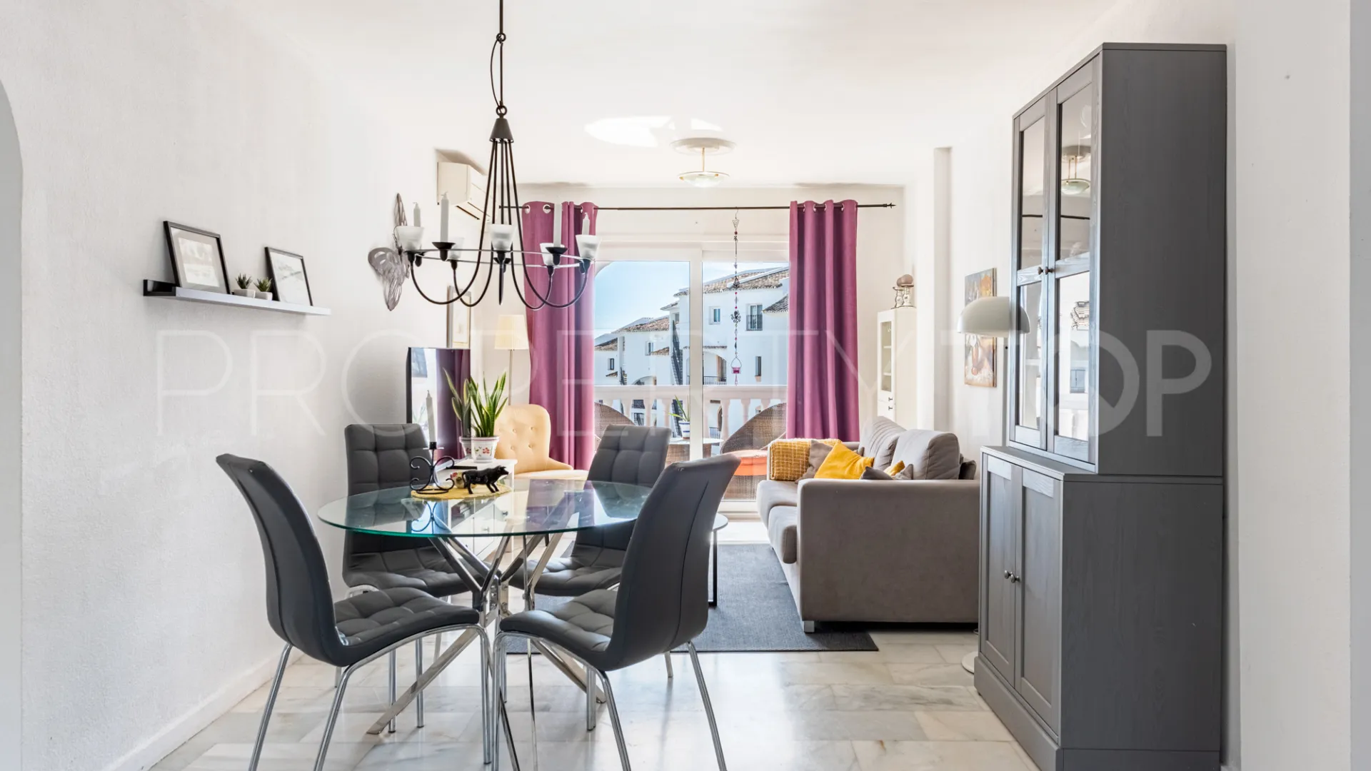 Apartamento con 2 dormitorios en venta en Riviera del Sol