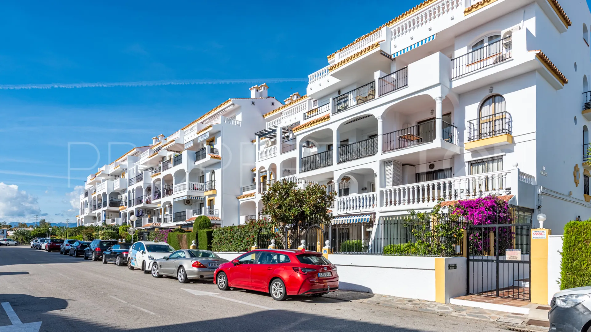 Apartamento con 2 dormitorios en venta en Riviera del Sol