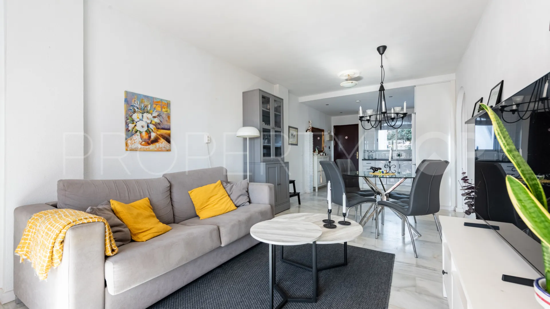 Apartamento con 2 dormitorios en venta en Riviera del Sol