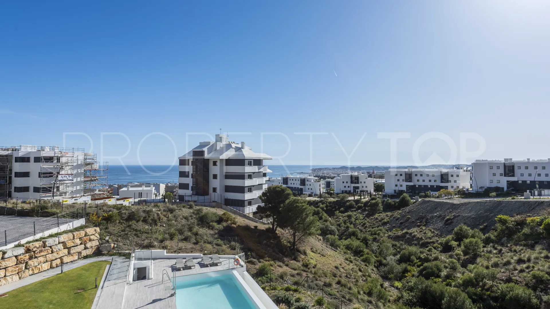 For sale El Higueron apartment with 3 bedrooms