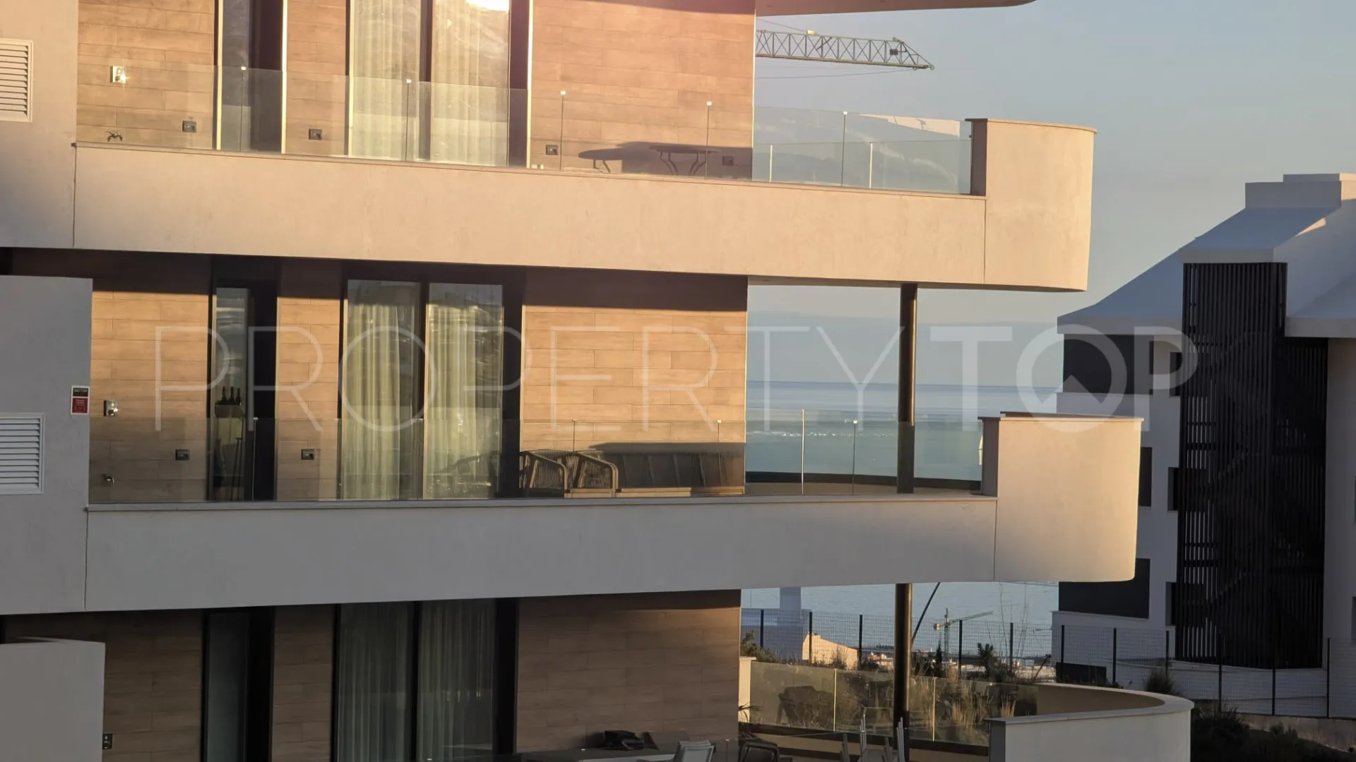 For sale El Higueron apartment with 3 bedrooms