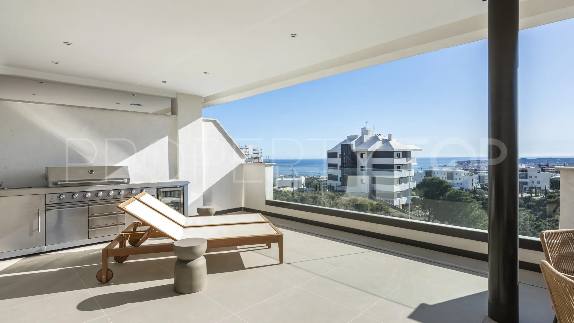 For sale El Higueron apartment with 3 bedrooms