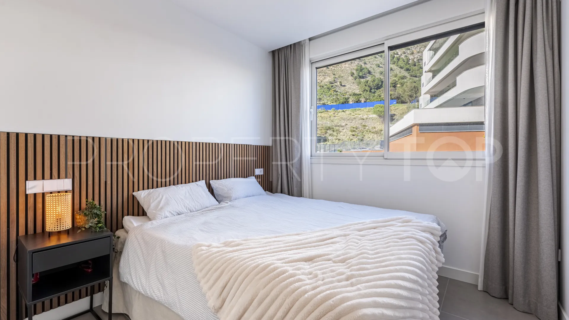 For sale El Higueron apartment with 3 bedrooms