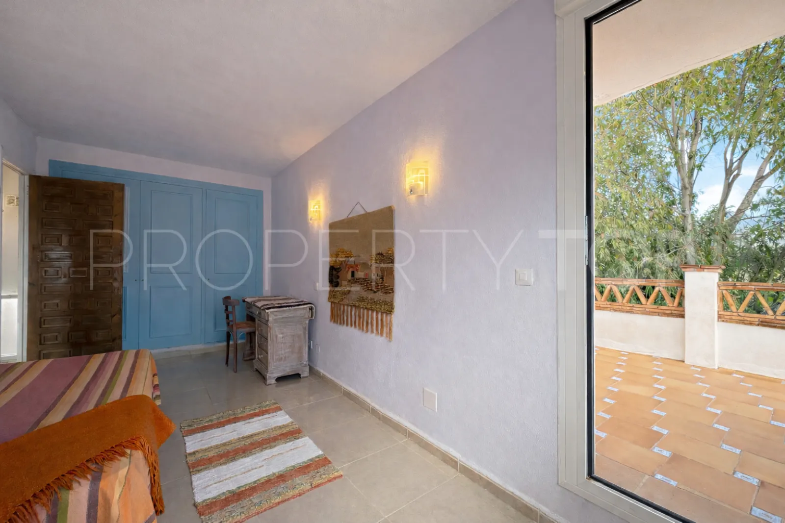 Semi detached house for sale in Calahonda
