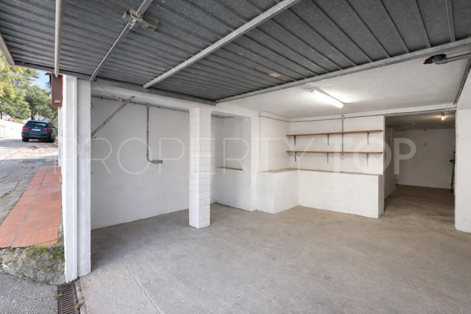 Semi detached house for sale in Calahonda